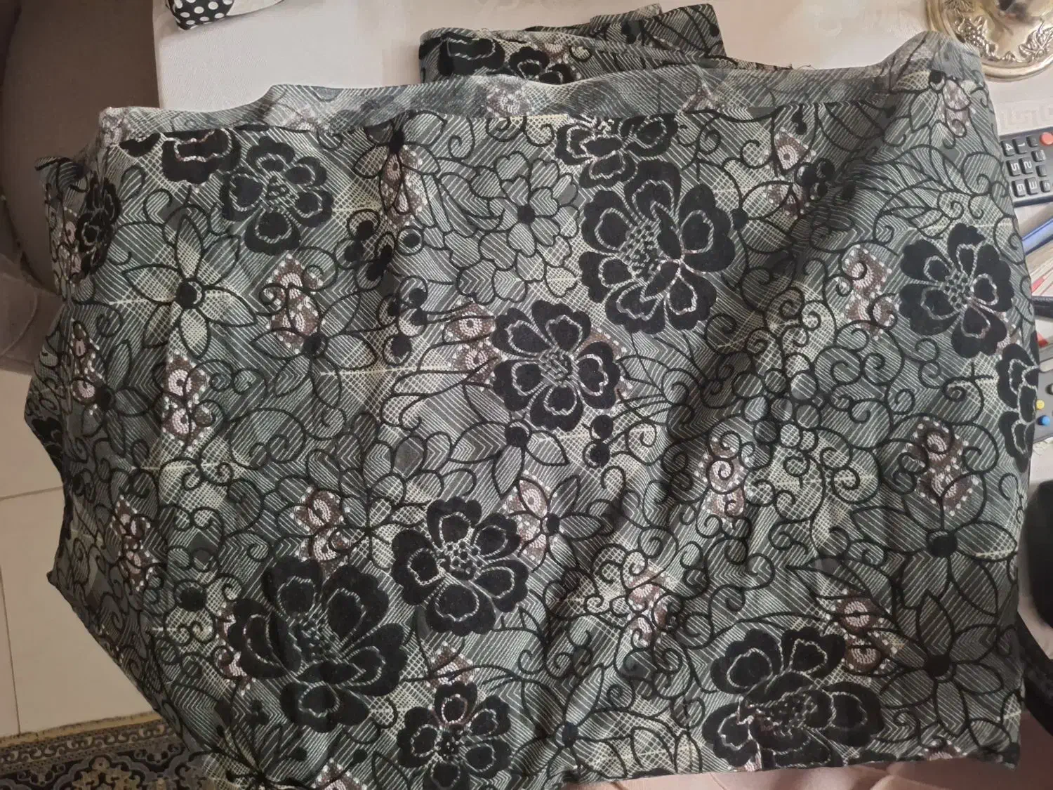 چادر رنگی|لباس|اصفهان, باغ گلها|دیوار