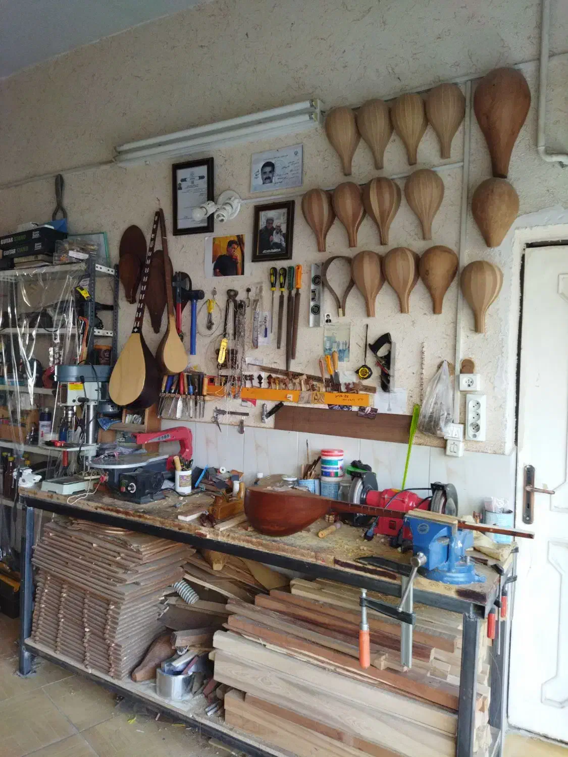 سه تار|سازهای سنتی|مشهد, استاد یوسفی (شهرک غرب)|دیوار