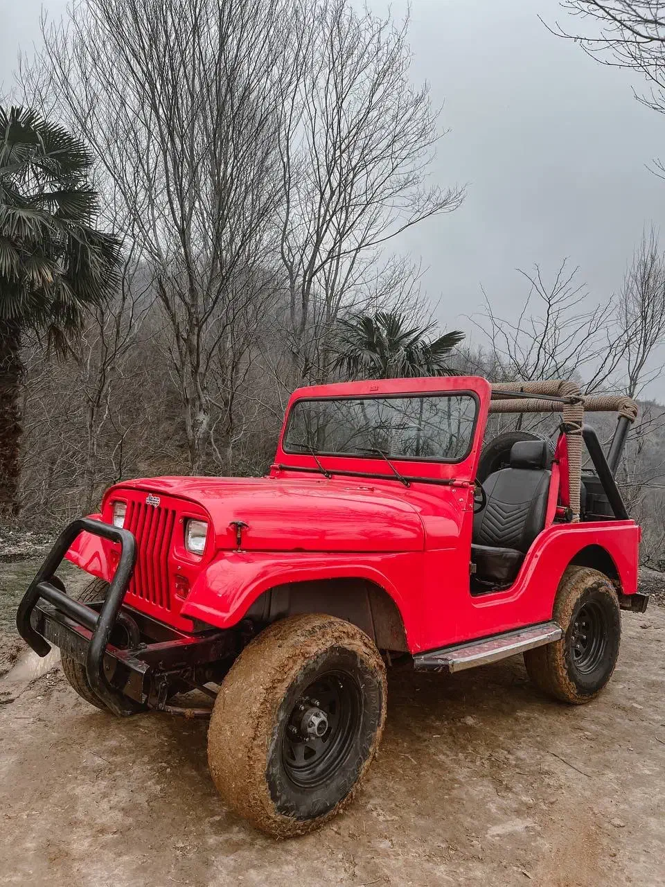 فروش جیب صحرایی رنگ قرمز|خودرو کلاسیک|لنگرود, |دیوار