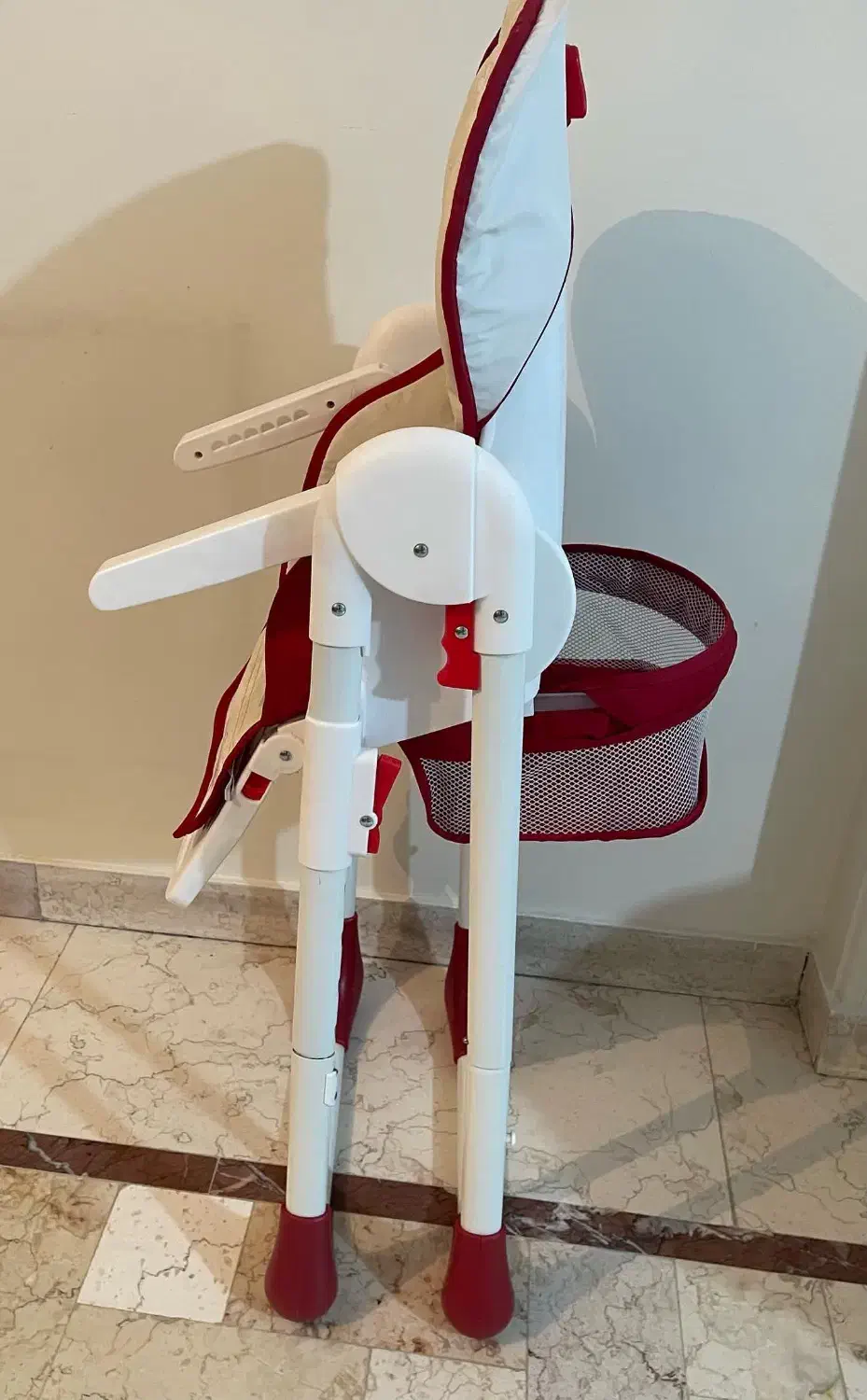 صندلی غذا المانی کودک|تخت و صندلی بچه|تهران, پاسداران|دیوار