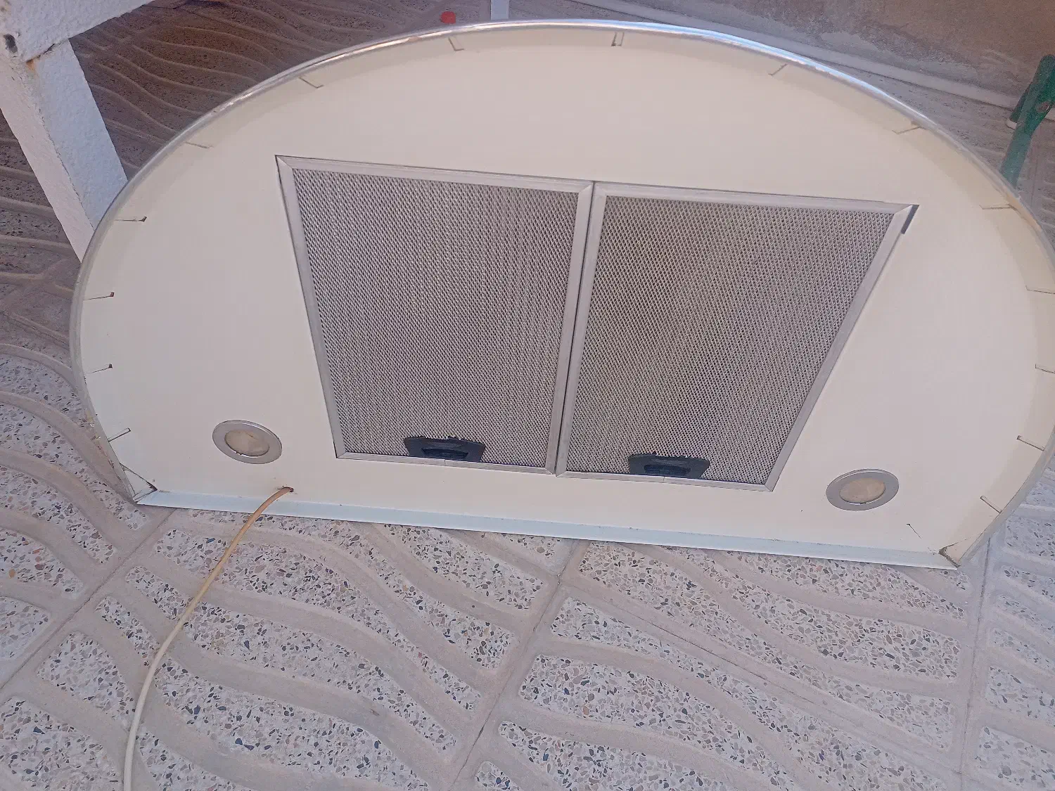 هود آشپزخانه کاملا تمیز و سالم|هود|ایوان, |دیوار