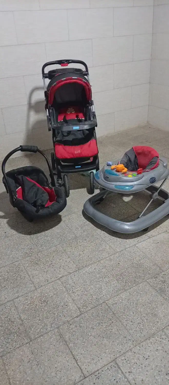 سرویس کالسکه و روروئک و نی نی لای لای|اسباب و اثاث بچه|قنوات, |دیوار