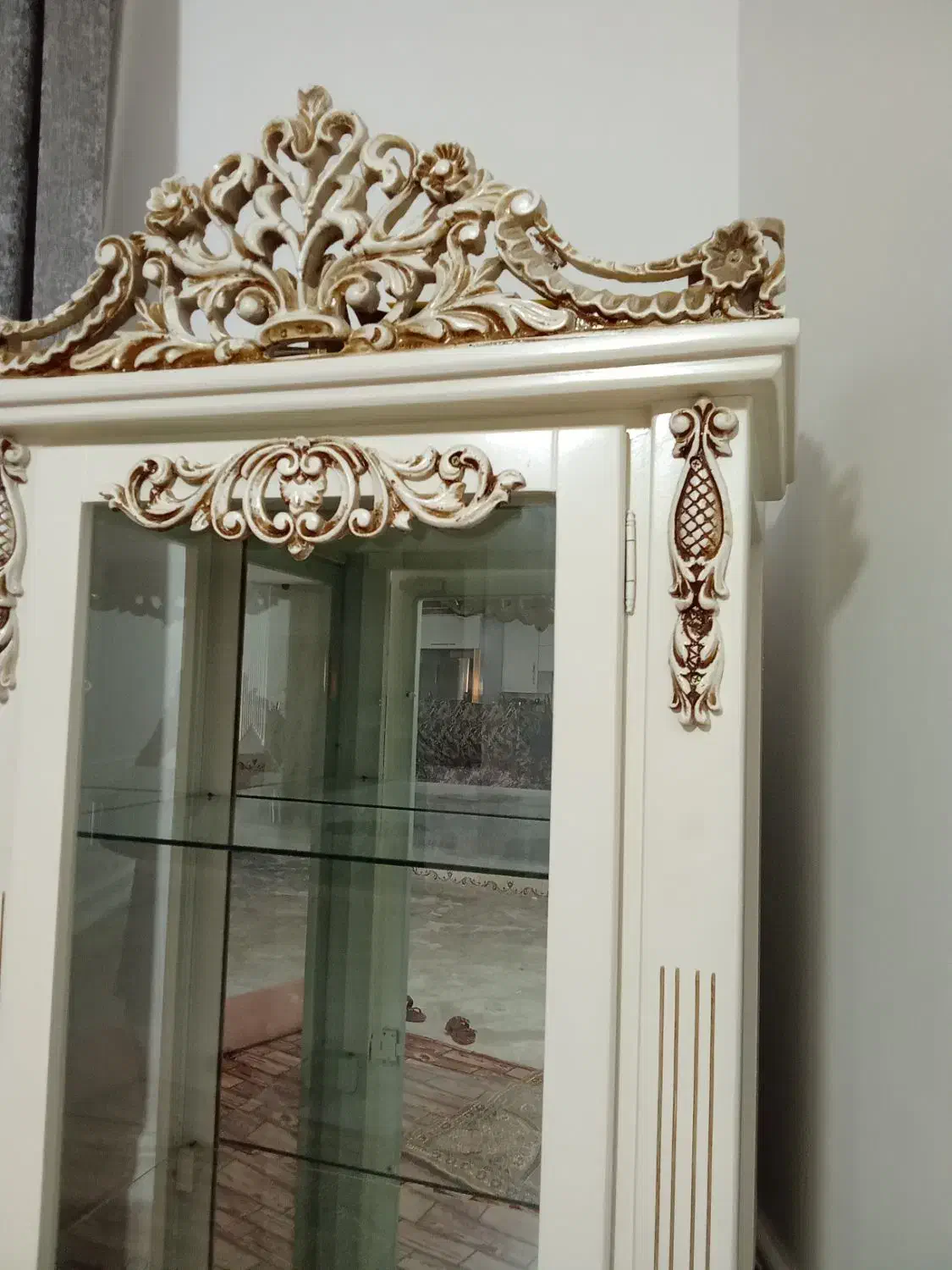 بوفه در حد نو|بوفه، ویترین، کنسول|آق قلا, |دیوار