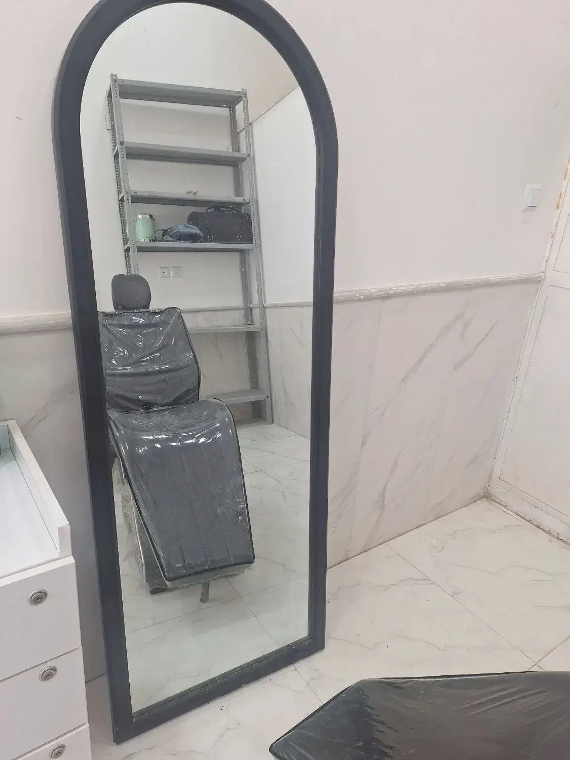 صندلی اصلاح،ترولی،آینه،بخار سالنی|آرایشگاه و سالن‌های زیبایی|خواف, |دیوار