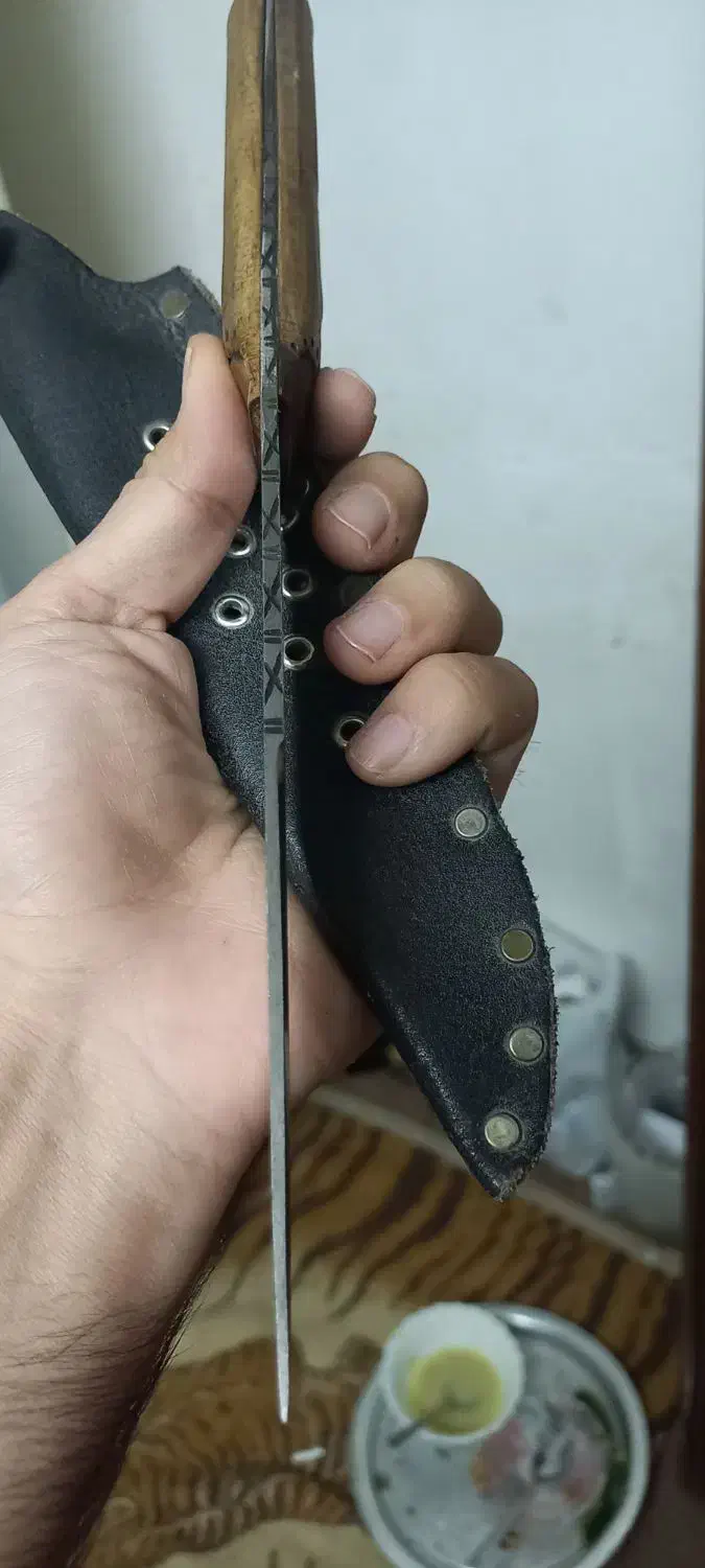 چاقوی کمپینگ و کوهنوردی|کوهنوردی و کمپینگ|قم, چهار امامزاده|دیوار