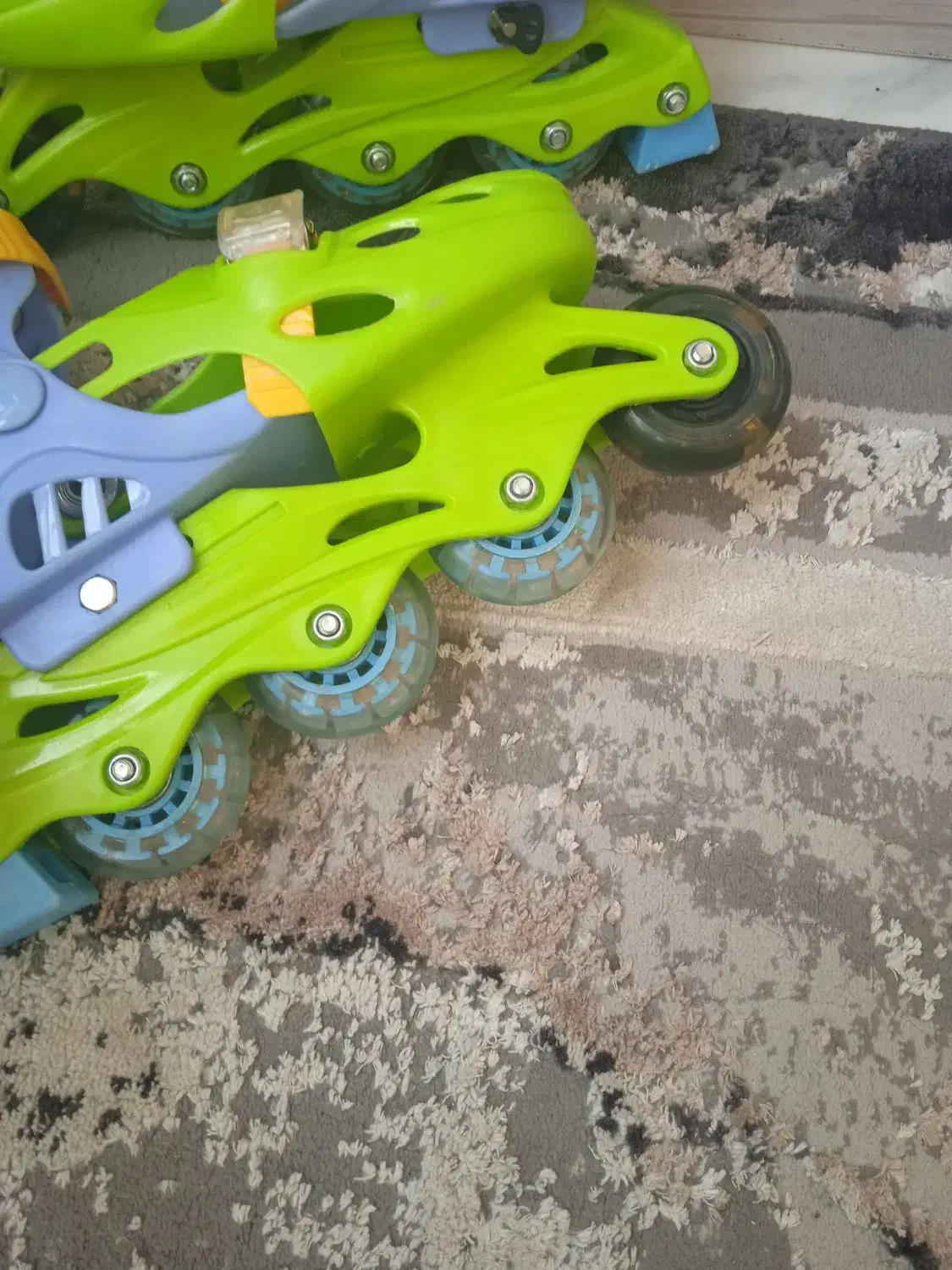 اسکیت نو تا سایز ۴۲|دوچرخه، اسکیت، اسکوتر|تهران, امیرآباد|دیوار