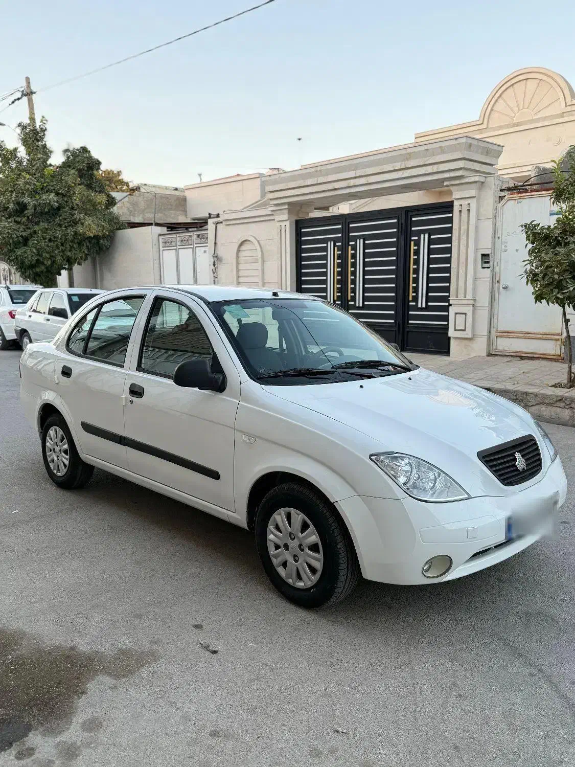 تیبا صندوقدار مدل ۹۸|خودرو سواری و وانت|مرودشت, بیست متری بیمارستان|دیوار