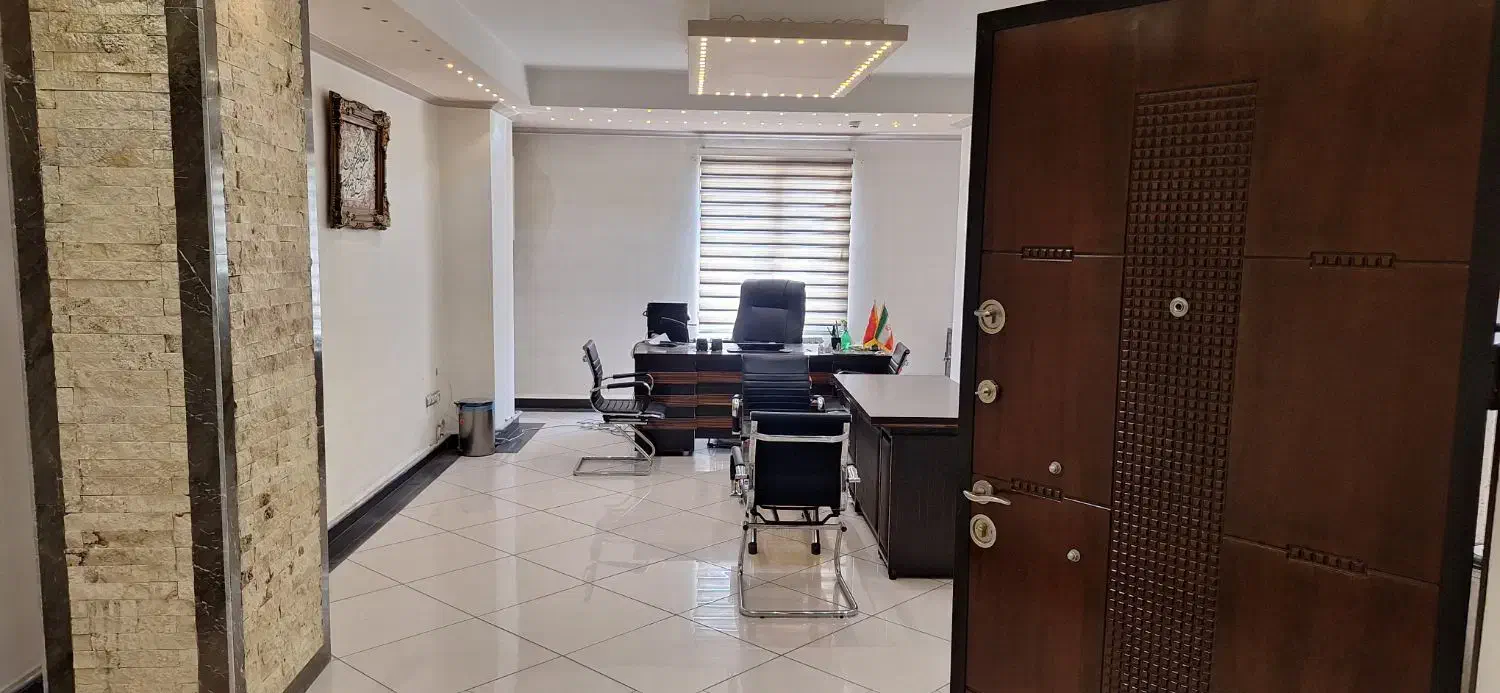 دفتر 65 متری ساختمان آتا بازرگان|فروش دفتر کار، اتاق اداری، مطب|بازرگان, |دیوار
