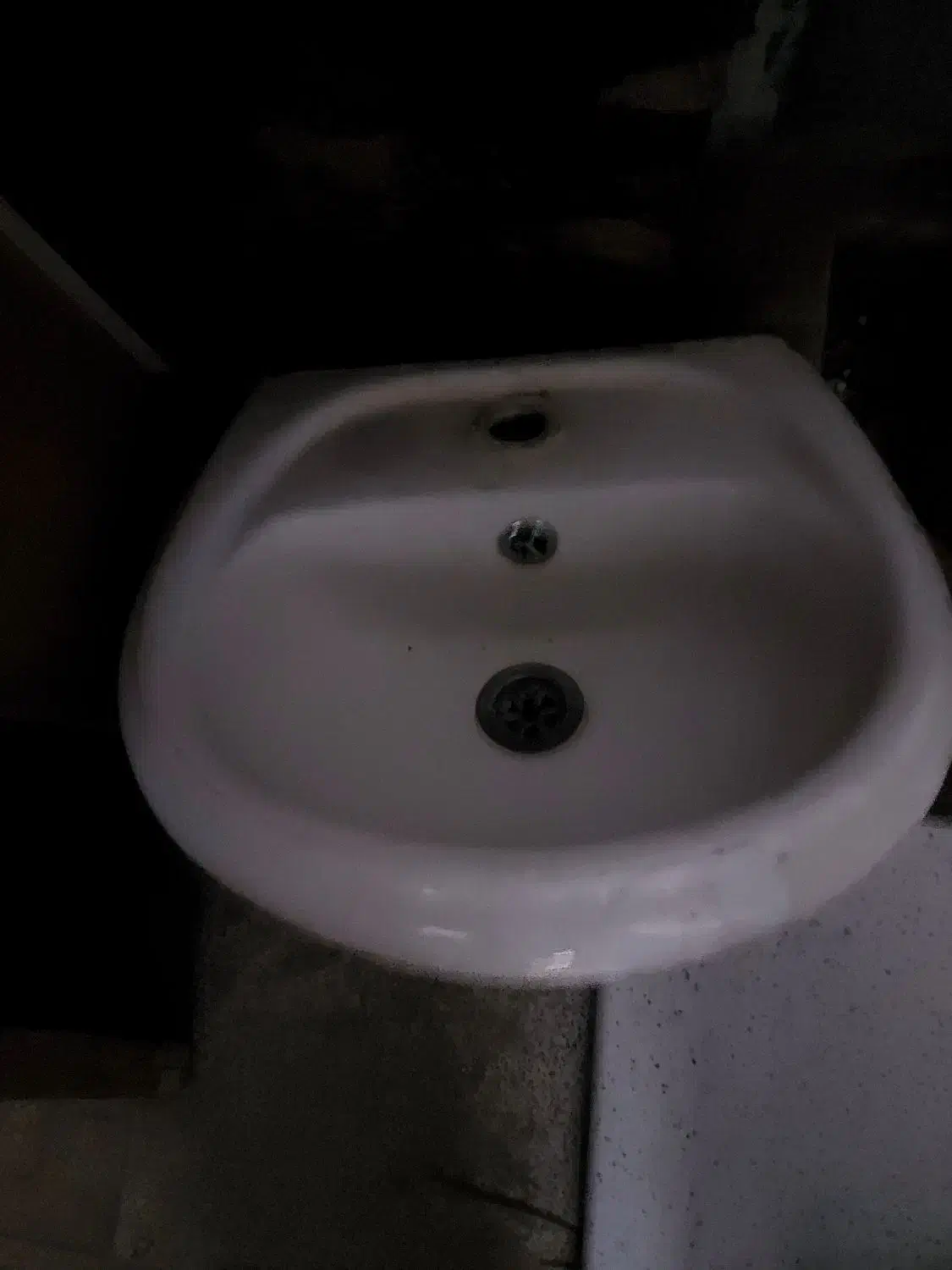 اینه سرویس بهداشتی با  کاسه روشویی|لوازم سرویس بهداشتی|همدان, |دیوار