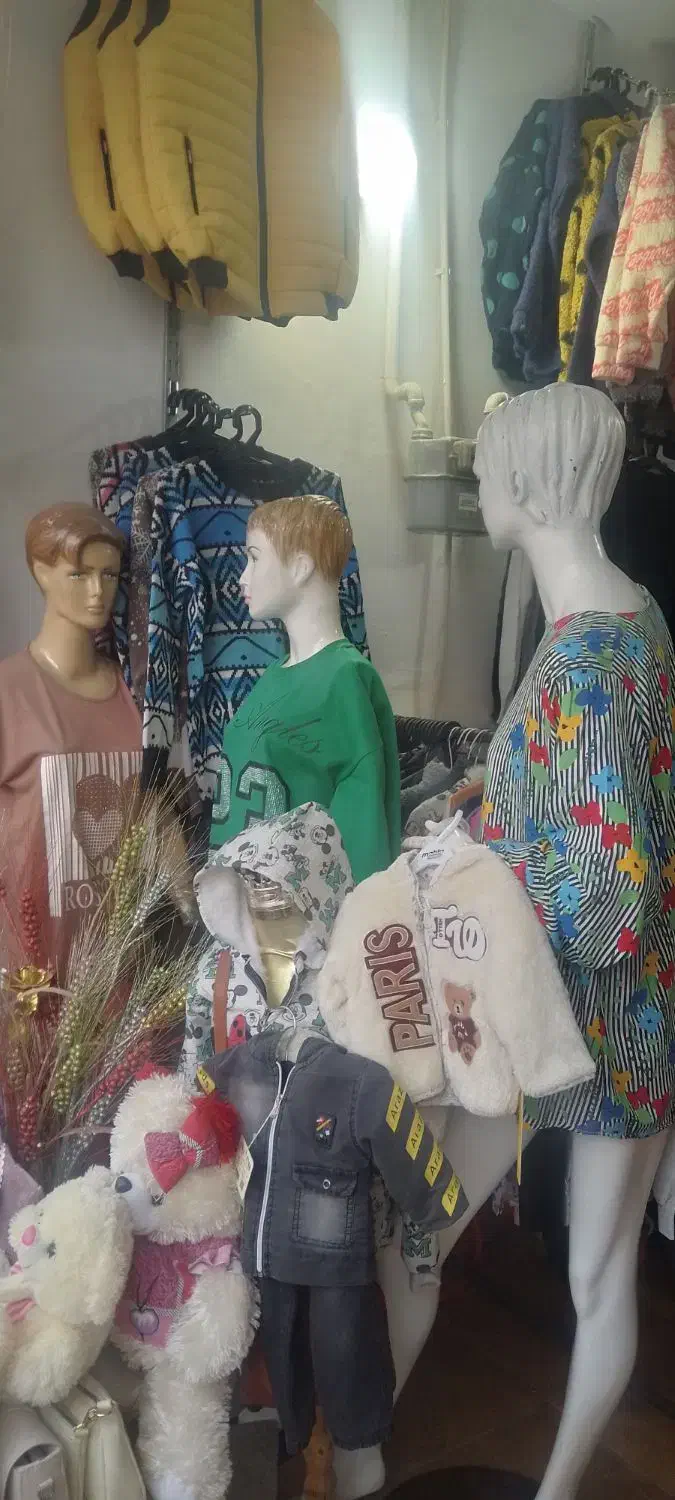 فروش یکجا لباس با رگال و ..|لباس|ارومیه, |دیوار