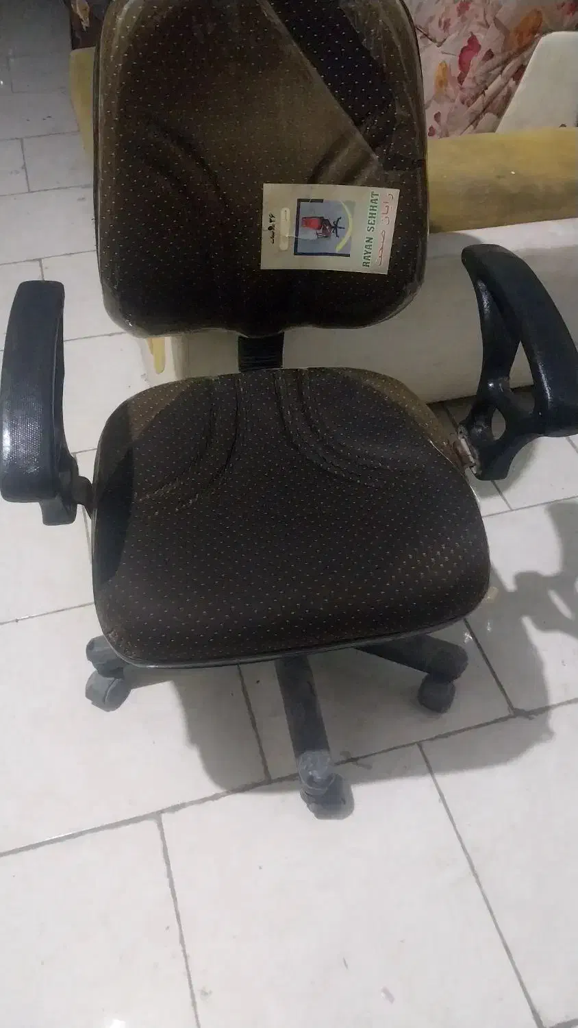 صندلی چرخ دار نو|صندلی و نیمکت|بندرعباس, |دیوار