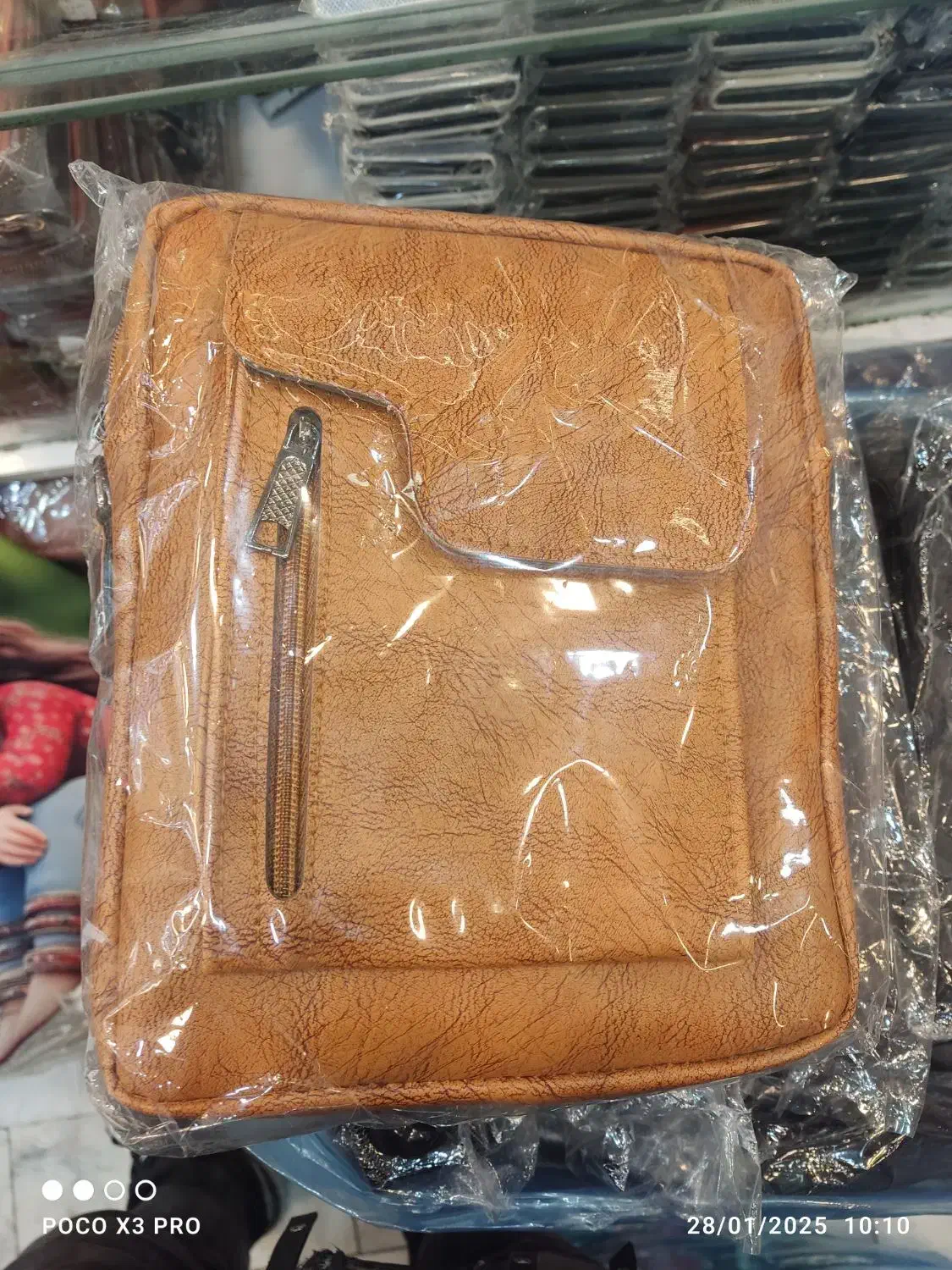 کیف دوشی وقت عمده|کیف، کفش، کمربند|تبریز, |دیوار