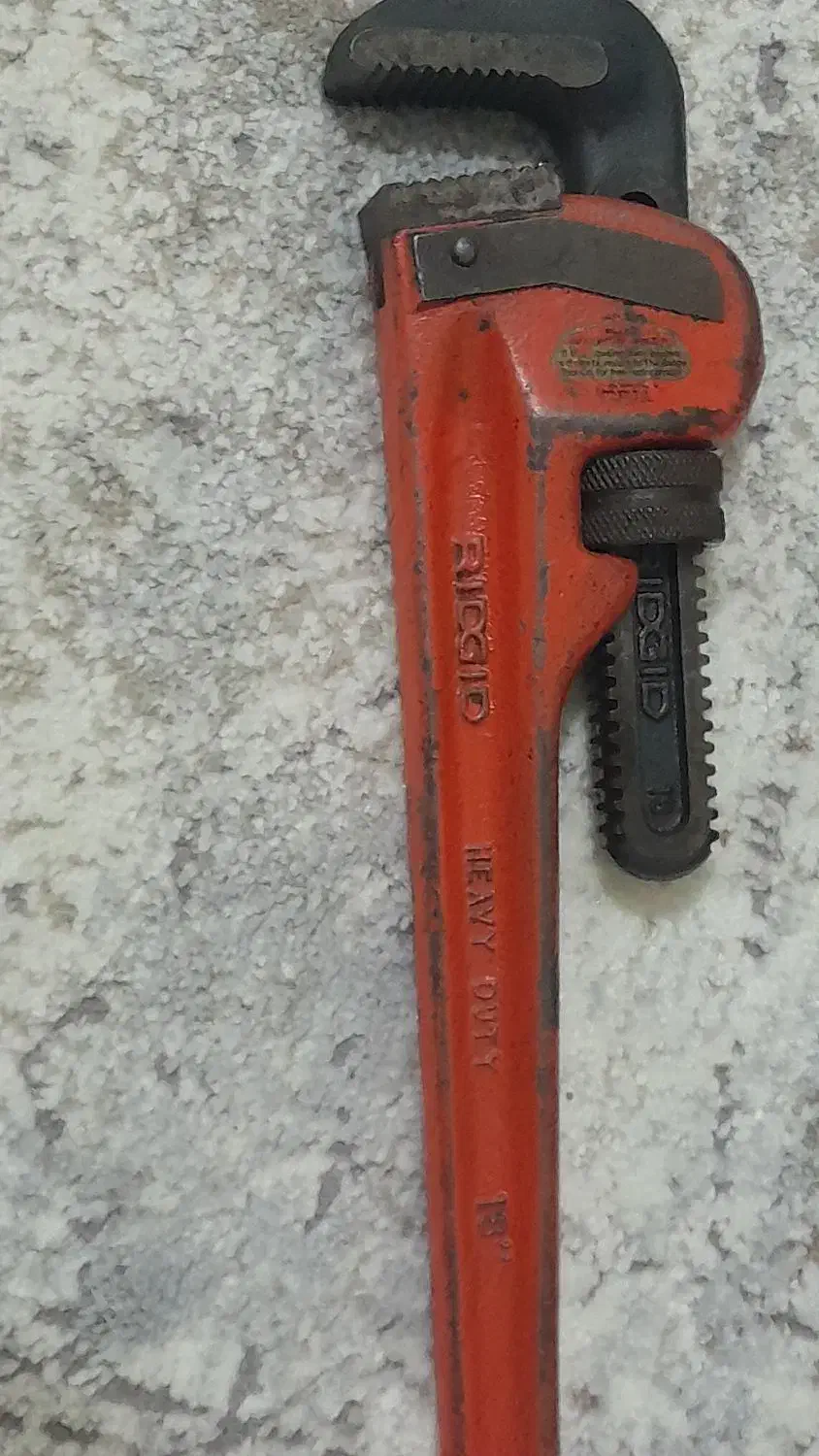 لوله گیر امریکایی قدیمی اصل|ابزارآلات|بندرعباس, |دیوار