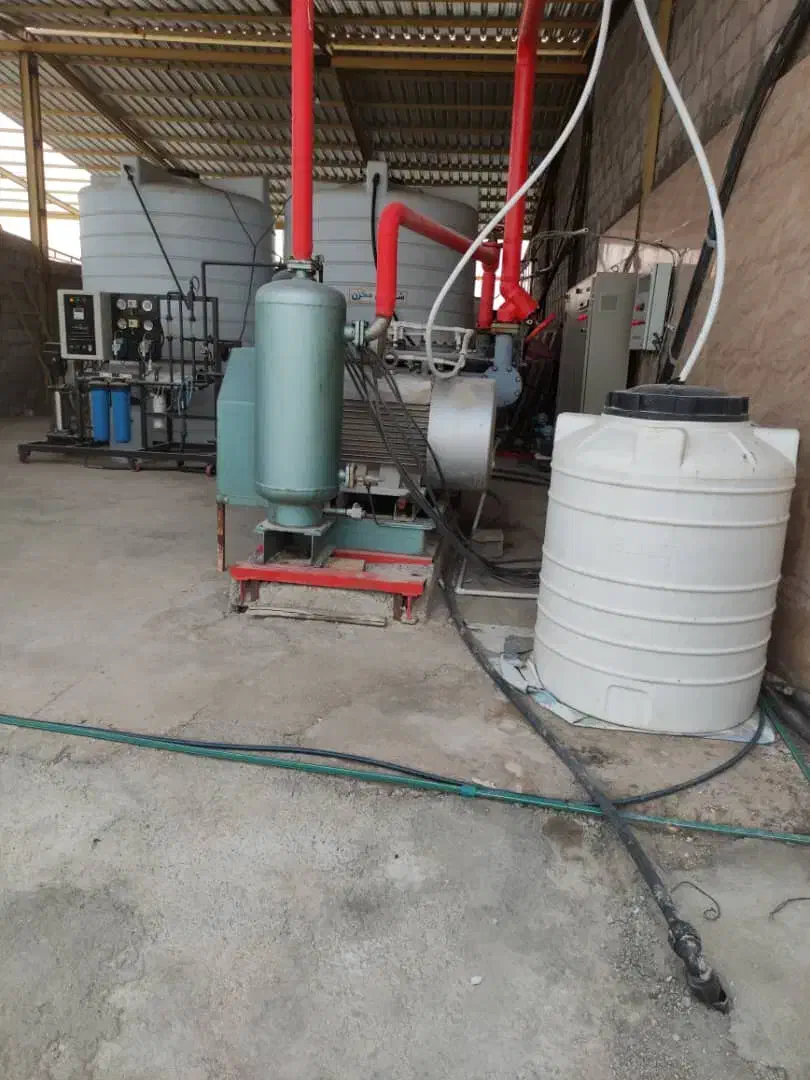 فروش کارخانه یخسازی 2000 قالبی استان بوشهر خورموج|فروش دفتر صنعتی، کشاورزی، تجاری|بوشهر, |دیوار