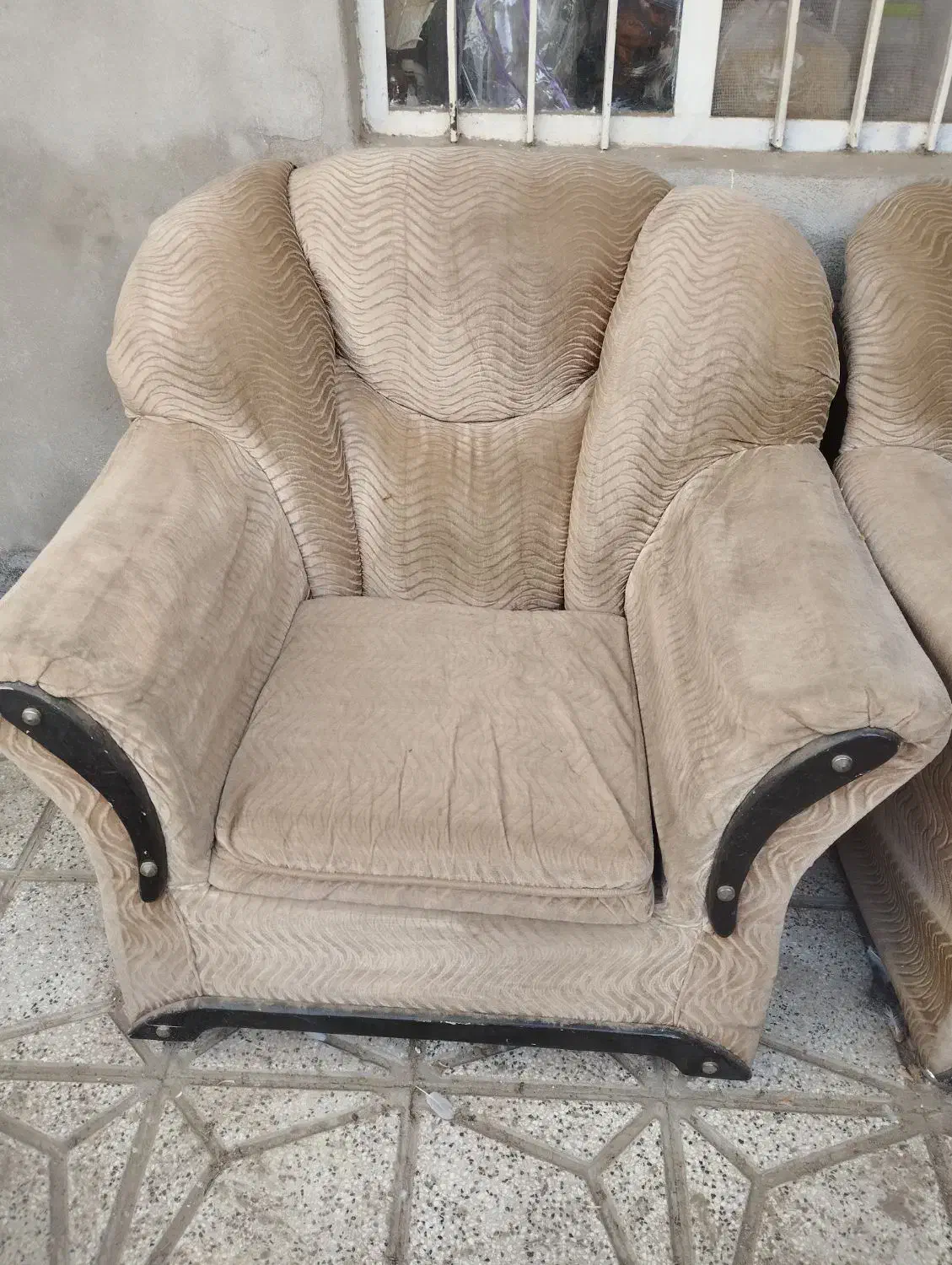 مبل کارکرده مناسب باغ|مبلمان خانگی و میز عسلی|نیشابور, فرح بخش|دیوار