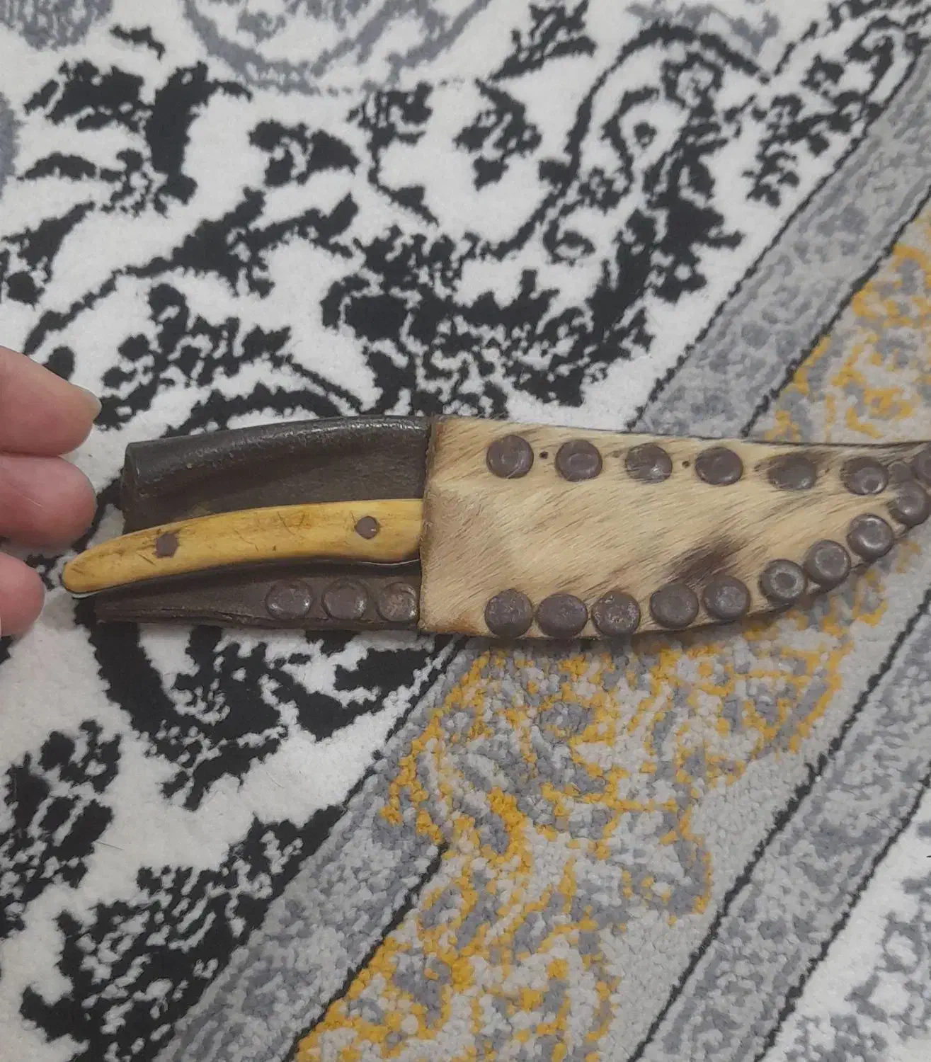 کارد شاخ|کلکسیون اشیاء عتیقه|گرگان, |دیوار