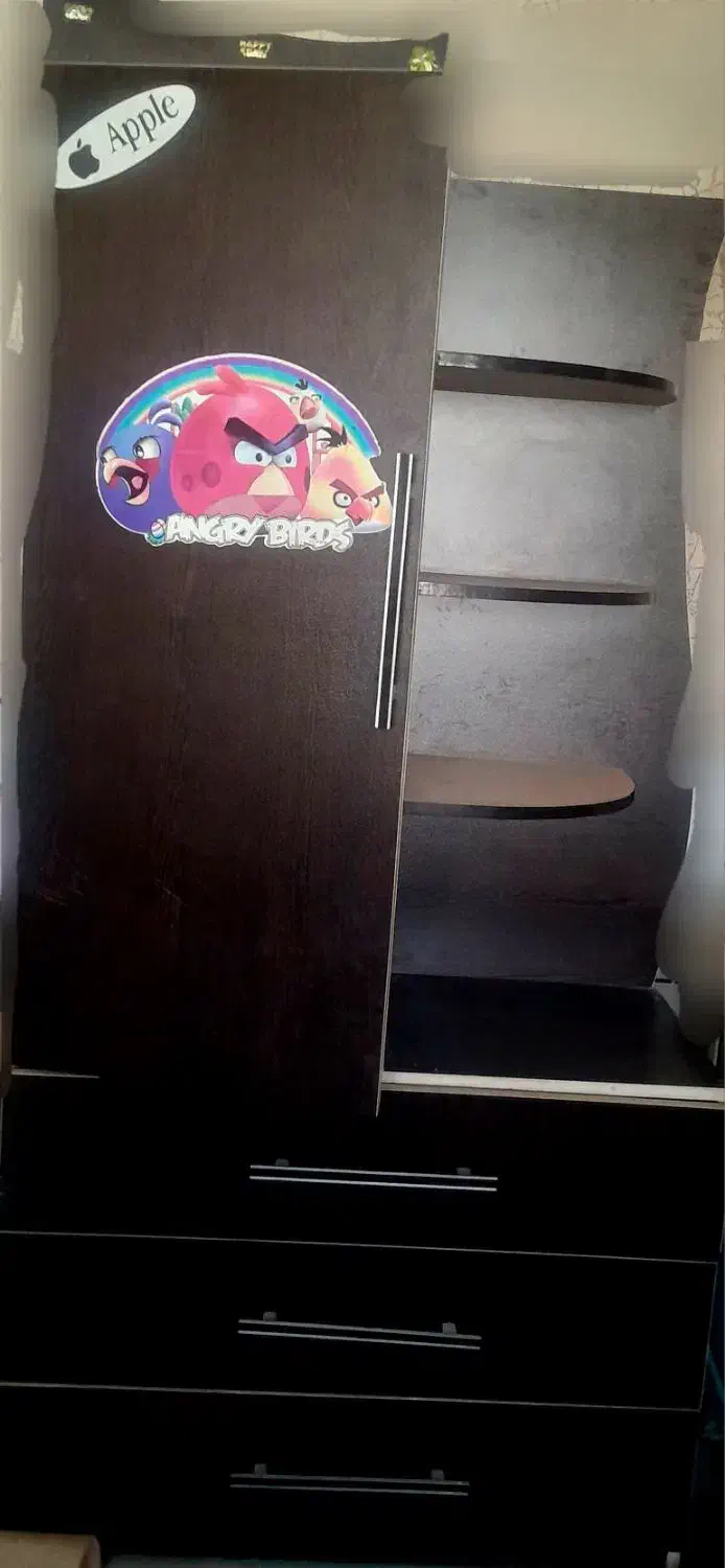 قیمت سه ملیون و سیصد تومان|تخت و سرویس خواب|ارسنجان, |دیوار