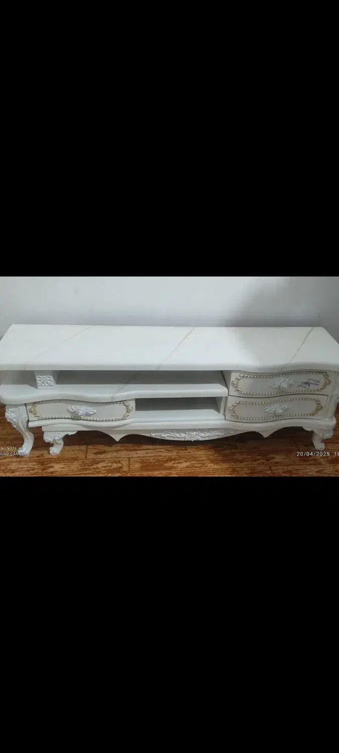 میزتلویزیون وهود روکار هر دوسالم ودرحد نو|میز تلویزیون|مسجد سلیمان, |دیوار