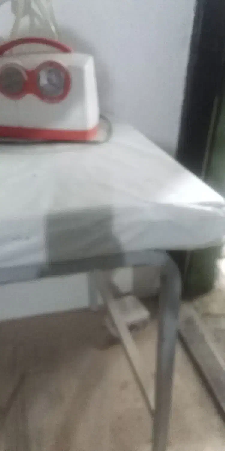 تخت اپلاسیون|آرایشگاه و سالن‌های زیبایی|نیشابور, باغ نو|دیوار