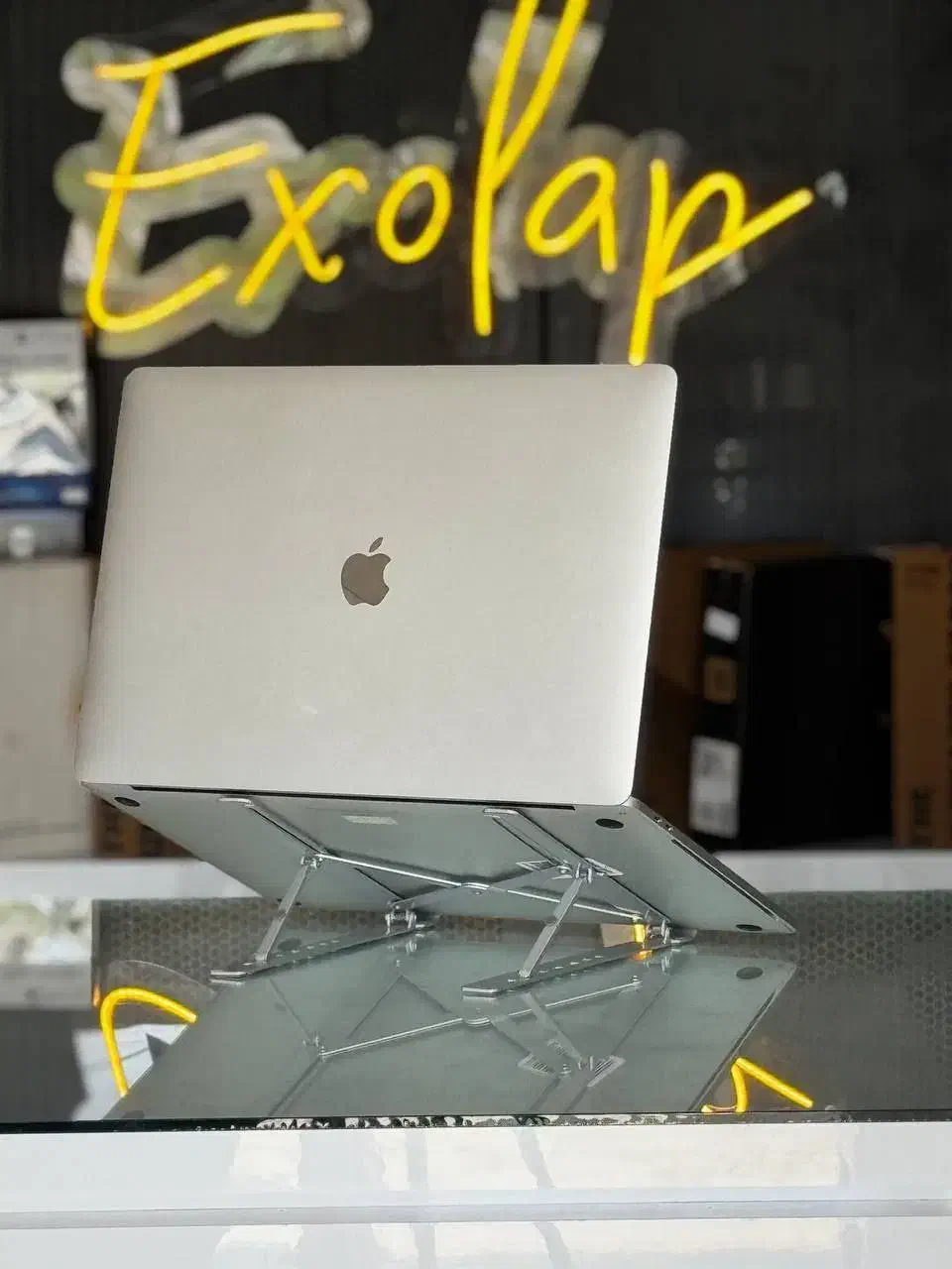 MacBook pro 2018 گرافیک مجزا چهار گیگ Apple|رایانه همراه|یزد, |دیوار