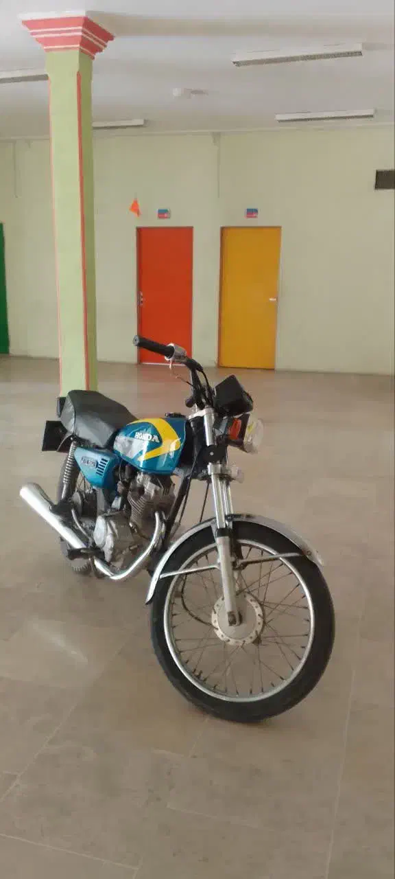 موتور هوندا|موتورسیکلت|شاهدشهر, |دیوار