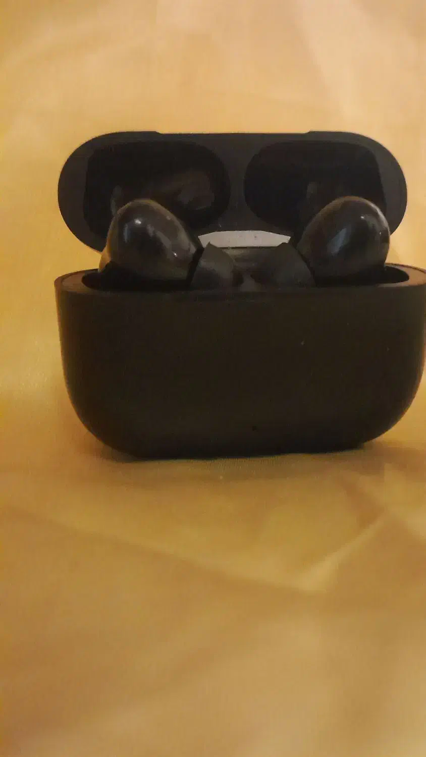 یک ایرپاد خاص برای آدم‌های خاص|لوازم جانبی موبایل و تبلت|مشهد, نیروی هوایی|دیوار