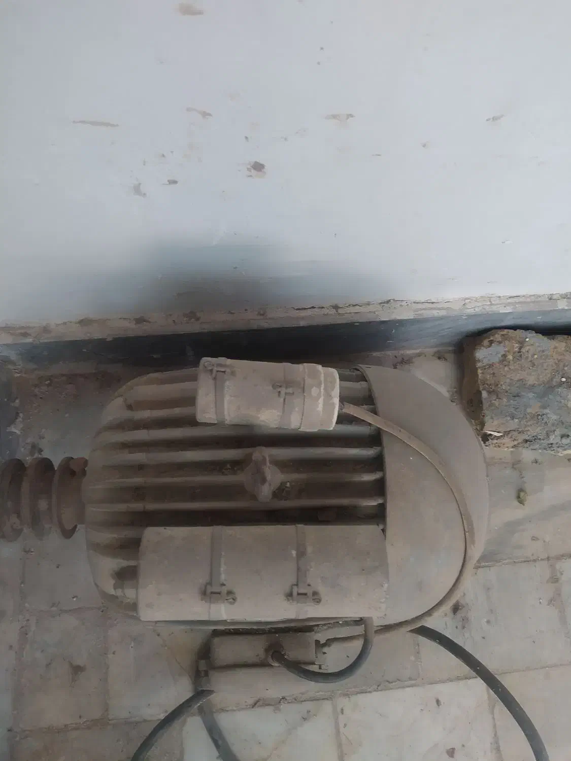 دینام تک فاز ساخت اسلوونی سالم|ابزارآلات|سمنان, |دیوار