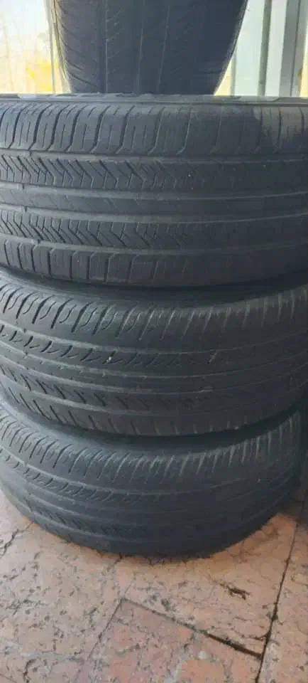 رینگ پنج پر نقره ای سایز 15 وبارز 205/60/15|قطعات یدکی و لوازم جانبی|مشهد, ایوان|دیوار