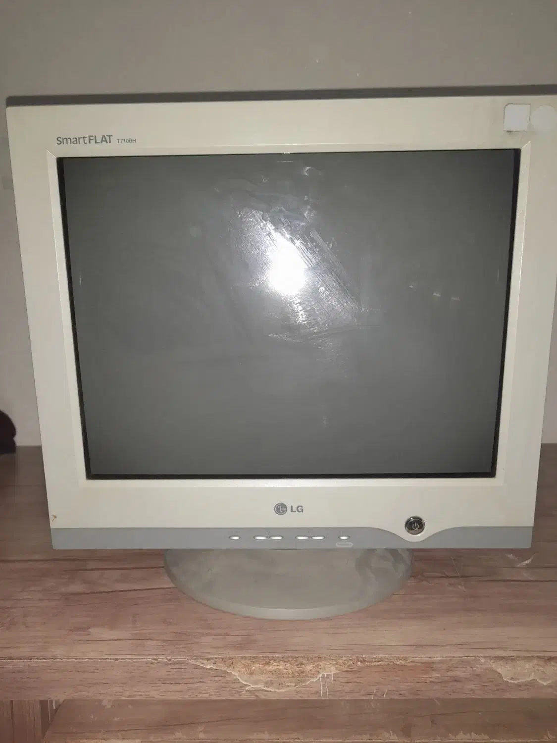 کامپیوتر قدیمی|رایانه رومیزی|ابریشم, |دیوار