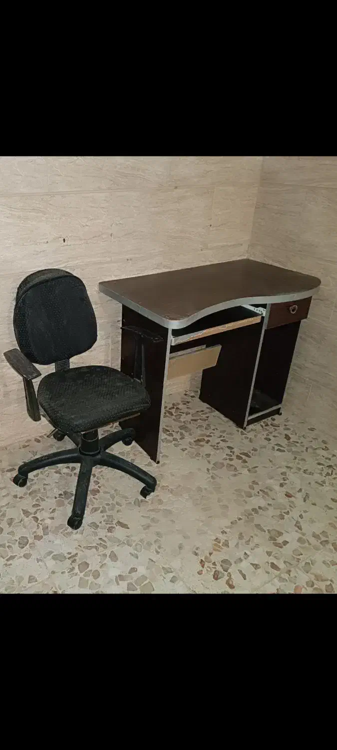 میزو صندلی کامپیوتر|میز تحریر و کامپیوتر|شاهین‌شهر, گرگاب|دیوار
