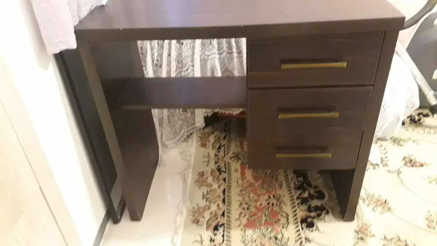 میزسهکشوبسیارسالموتمیزفوریفروشی|میز تحریر و کامپیوتر|سنندج, |دیوار