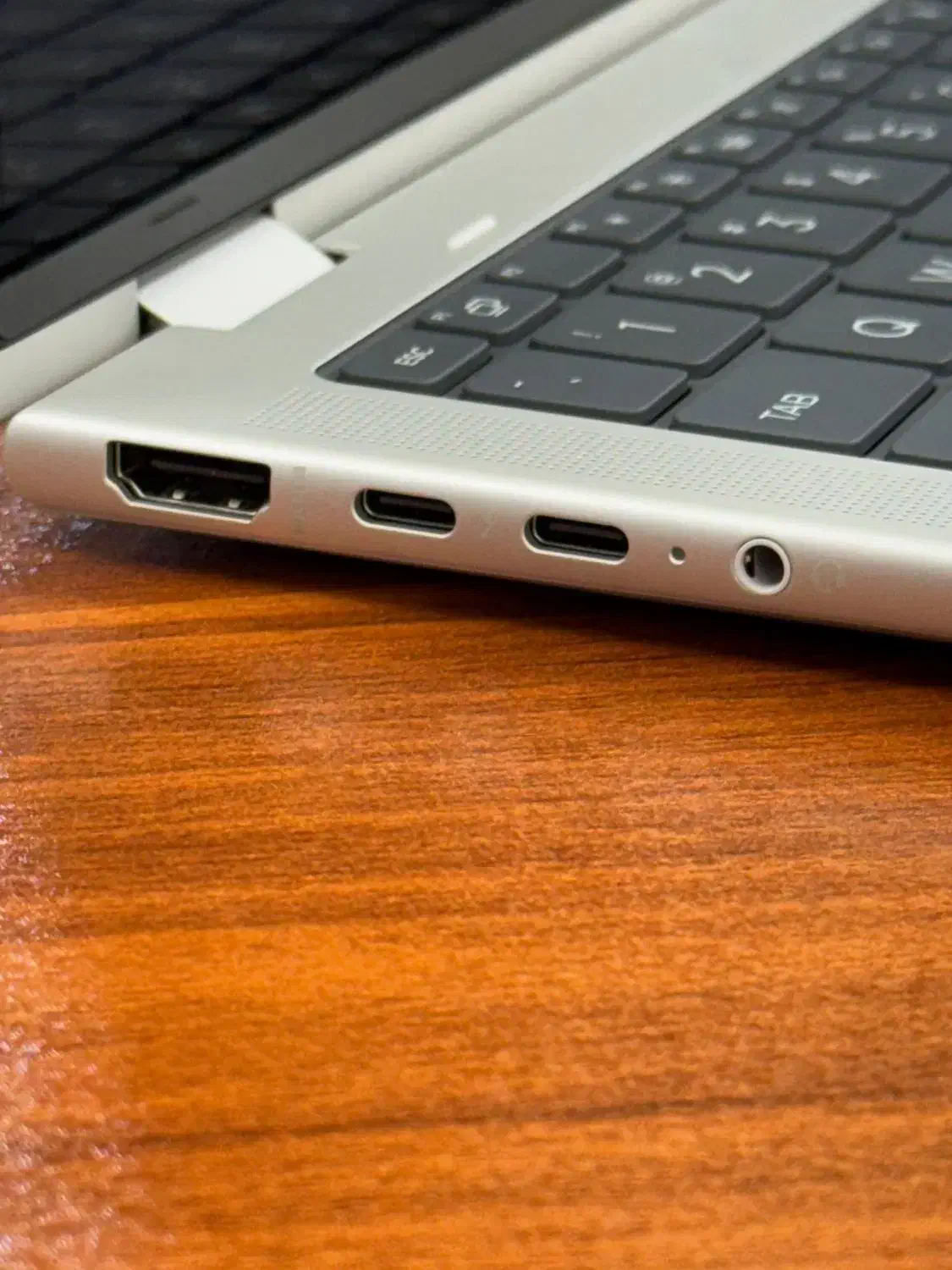 لپتاپ کمیاب 2024 پردازننده H لمسی و چرخش 360  hp|رایانه همراه|تهران, فلسطین (میدان انقلاب)|دیوار