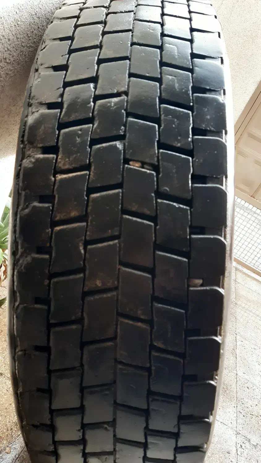 لاستیک  22.5   کامیون|خودرو سنگین|گرگان, |دیوار