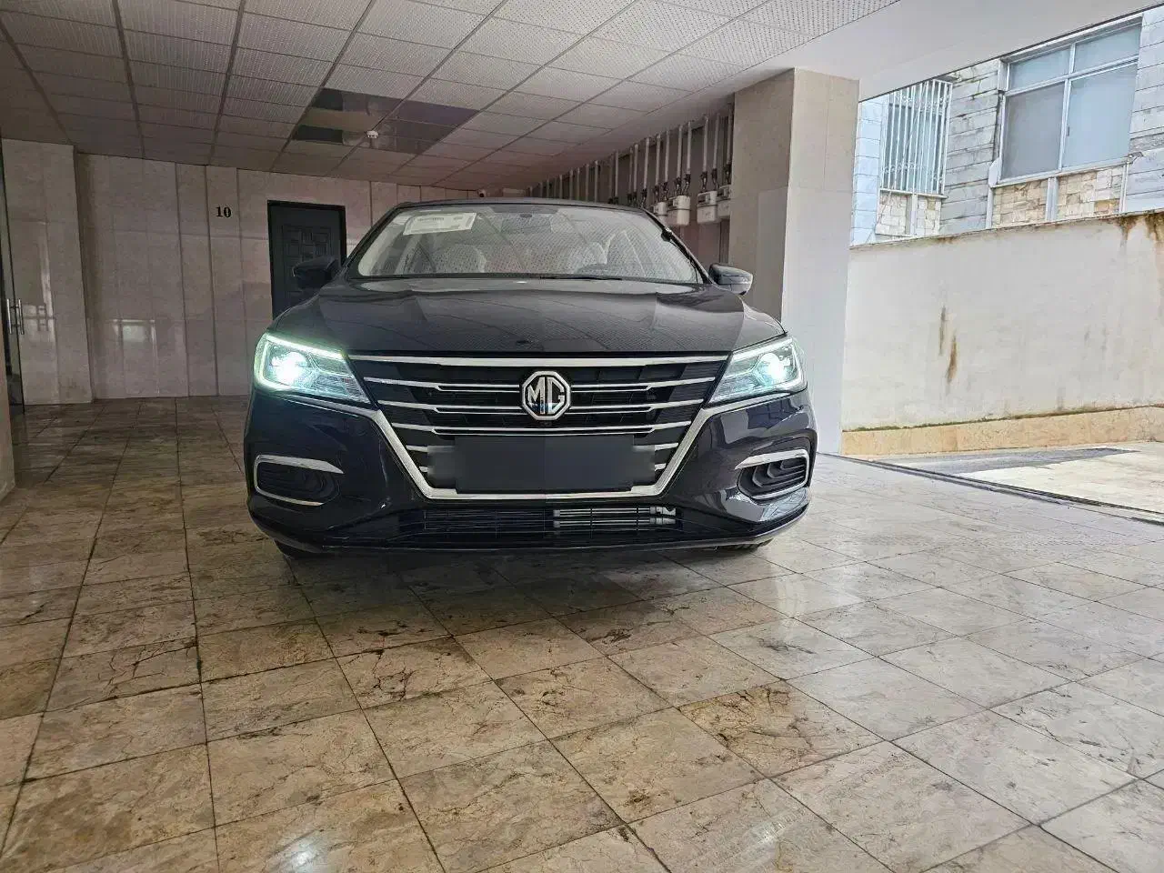 ام جی 5 وارداتی زیر قیمت شرکت|خودرو سواری و وانت|ساری, |دیوار