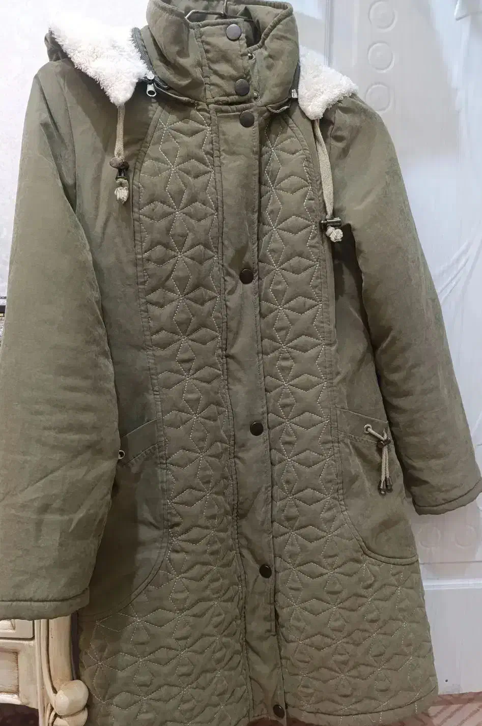 کاپشن|لباس|شیروان (خراسان), |دیوار