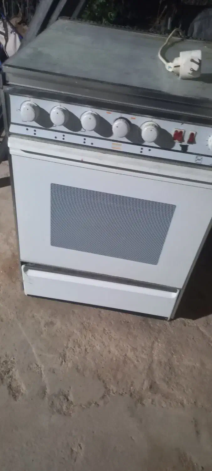 نهار خوری ۶ نفره سالم|میز و صندلی غذاخوری|شاهرود, |دیوار