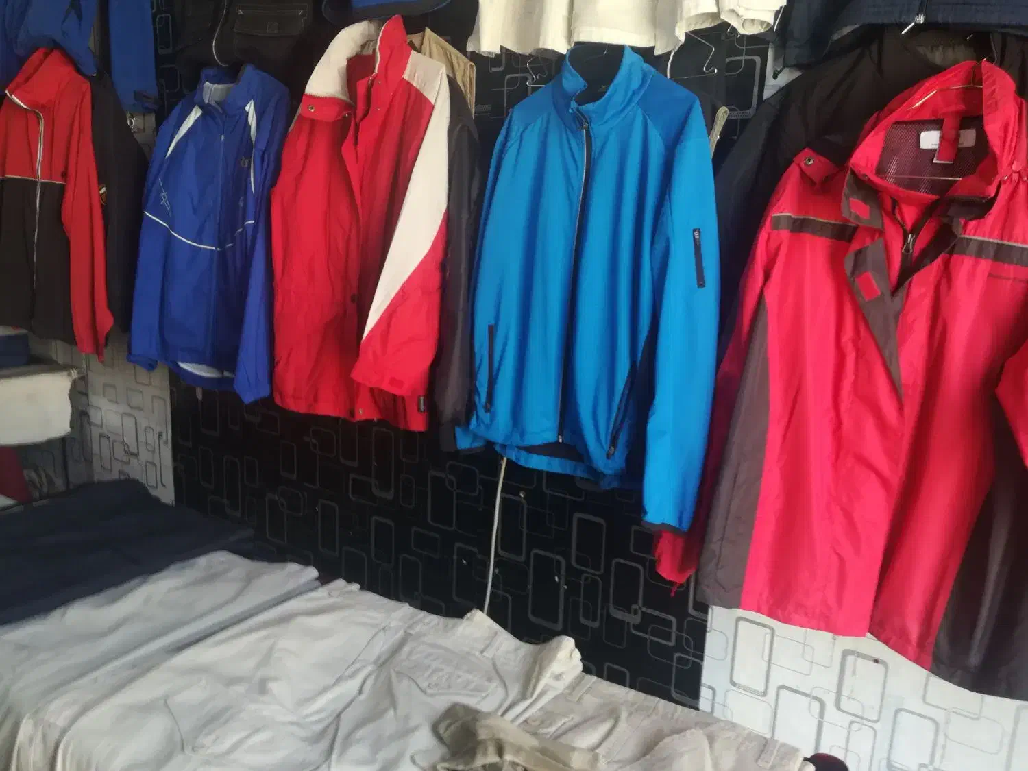 150 عدد کاپشن و بادگیر استوک|لباس|شهرکرد, |دیوار