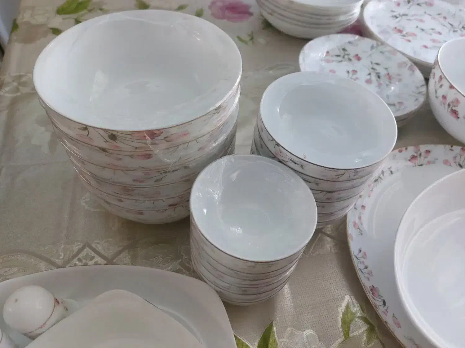 سرویس آرکوپال 6 نفره|ظروف سرو و پذیرایی|اندیشه, اندیشه فاز ۳|دیوار