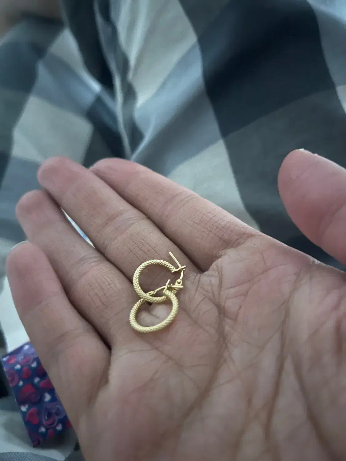 گوشواره|جواهرات|کاشان, ولی سلطان|دیوار