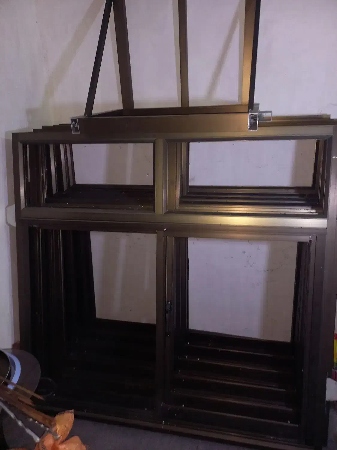 پنجره آلمینیومی صنایع سنگین|مصالح و تجهیزات ساختمان|سنگر, |دیوار