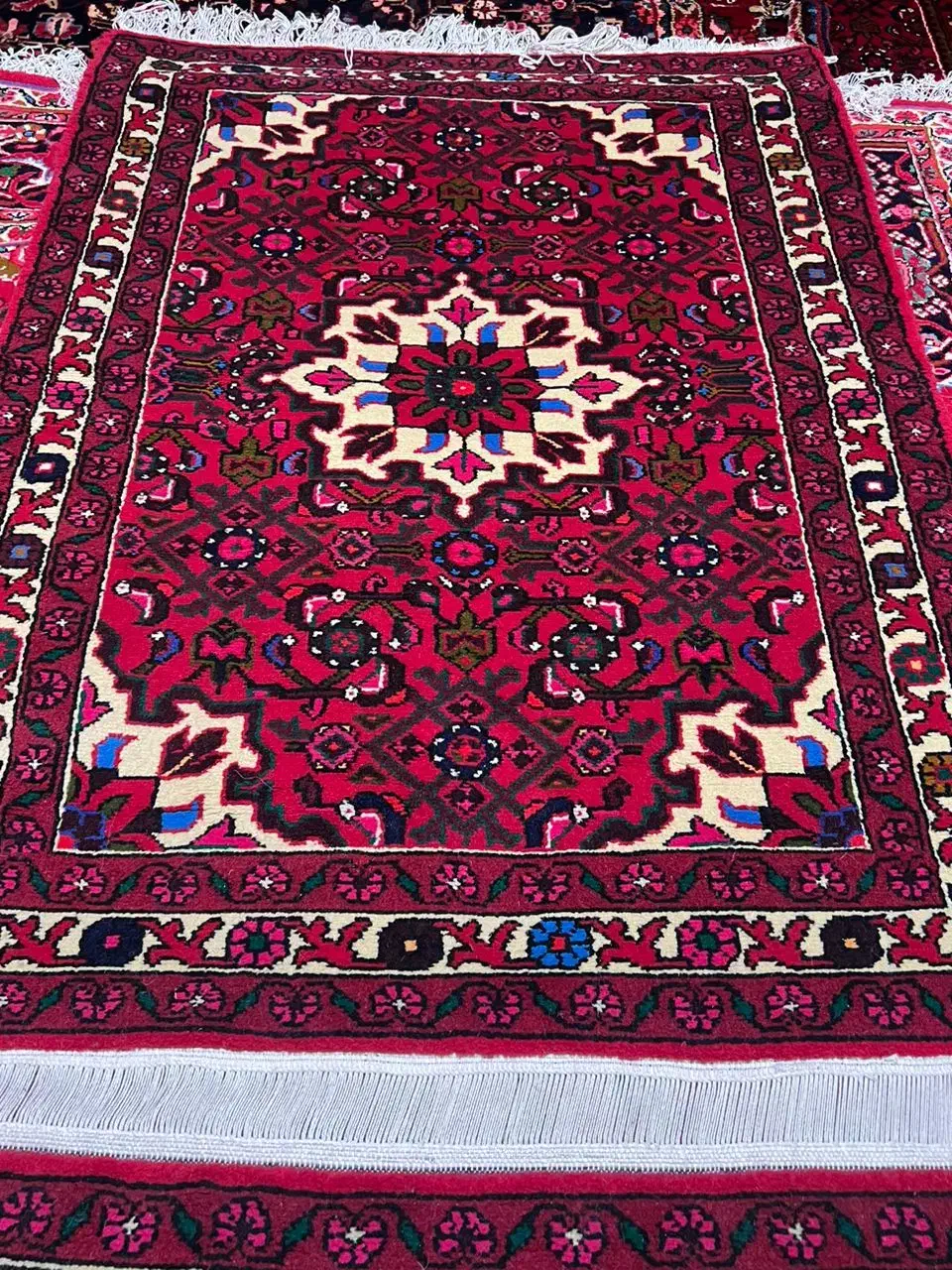 ۲عدد زرنیم نو بافت ۱عدد ۶متری نوبافت|فرش|تهران, امام حسین|دیوار