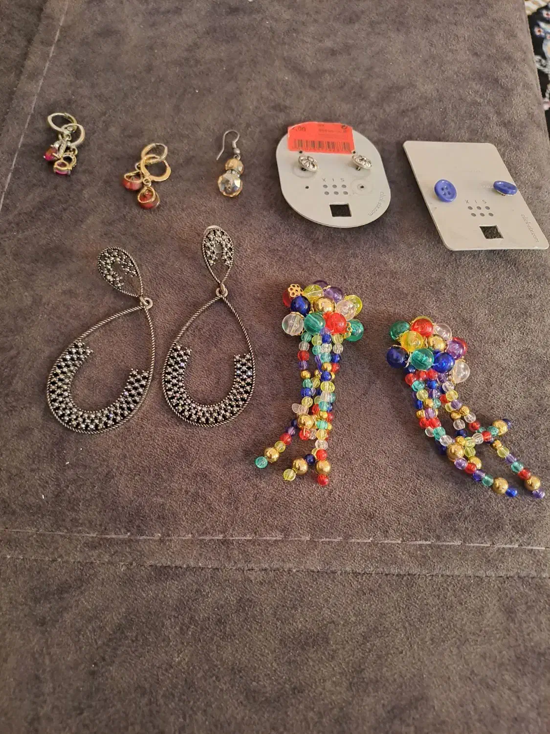 دستبند و گوشواره و انگشتر و گردنبند|بدلیجات|مشکیندشت, |دیوار