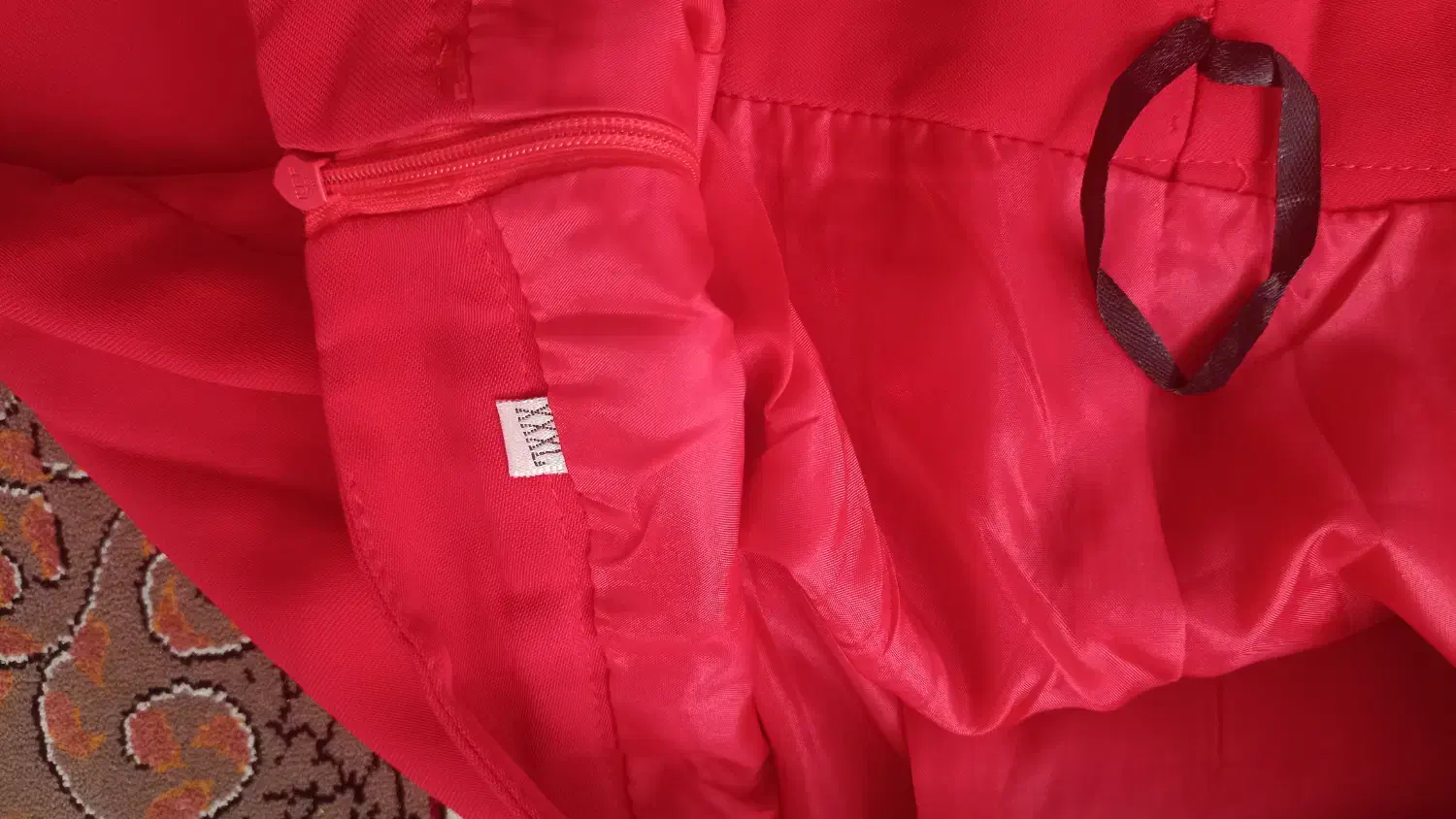 فروش دامن مجلسی و پیراهن مجلسی|لباس|اصفهان, قهجاورستان|دیوار