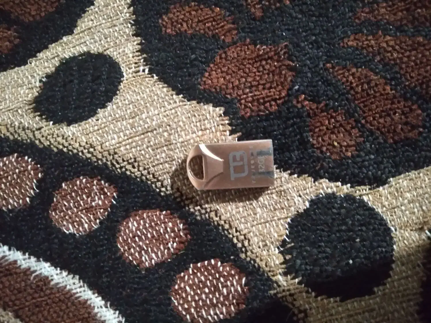 فلش32 معاوضه با معموری|قطعات و لوازم جانبی رایانه|میناب, |دیوار