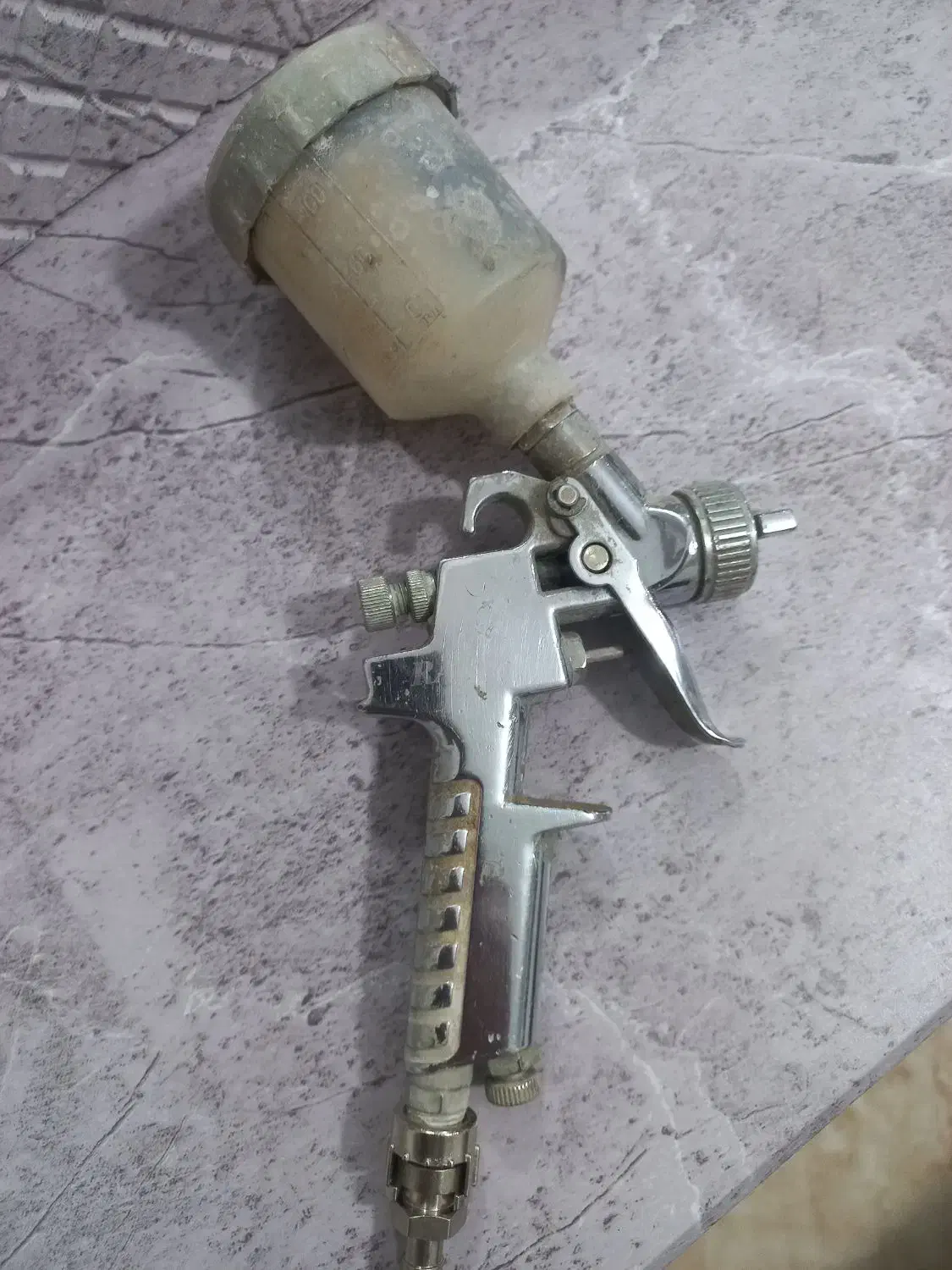 پیستوله|ابزارآلات|بومهن, |دیوار