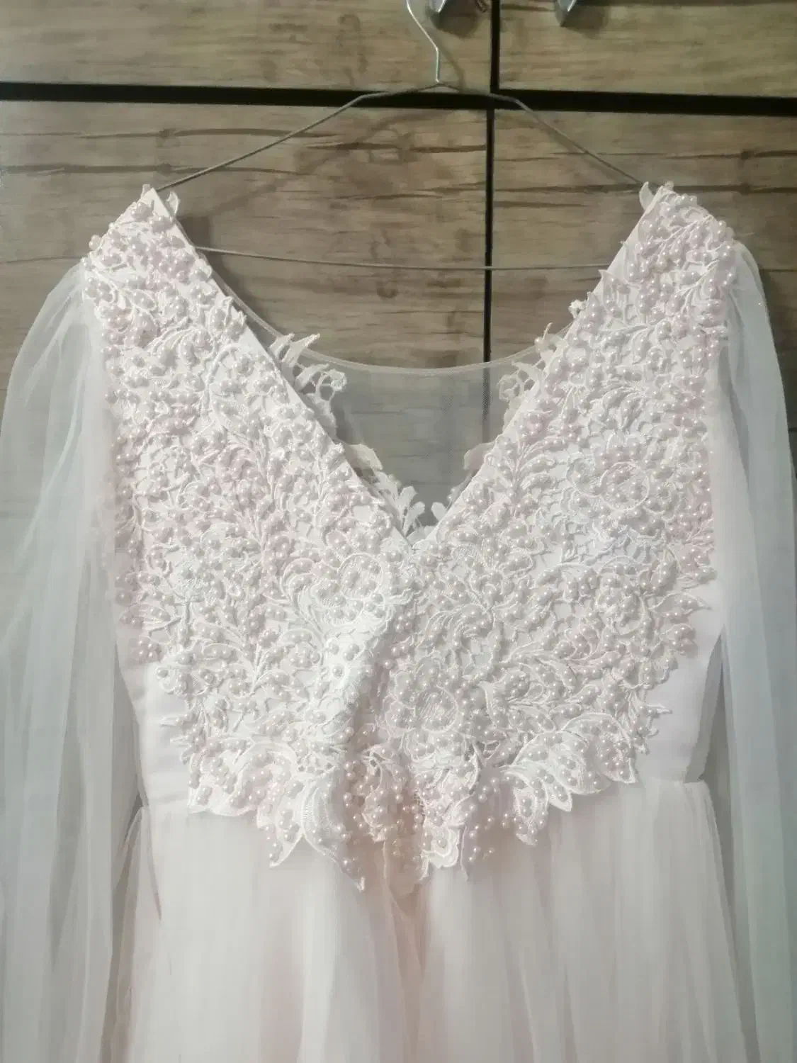 لباس مجلسی|لباس|تبریز, |دیوار