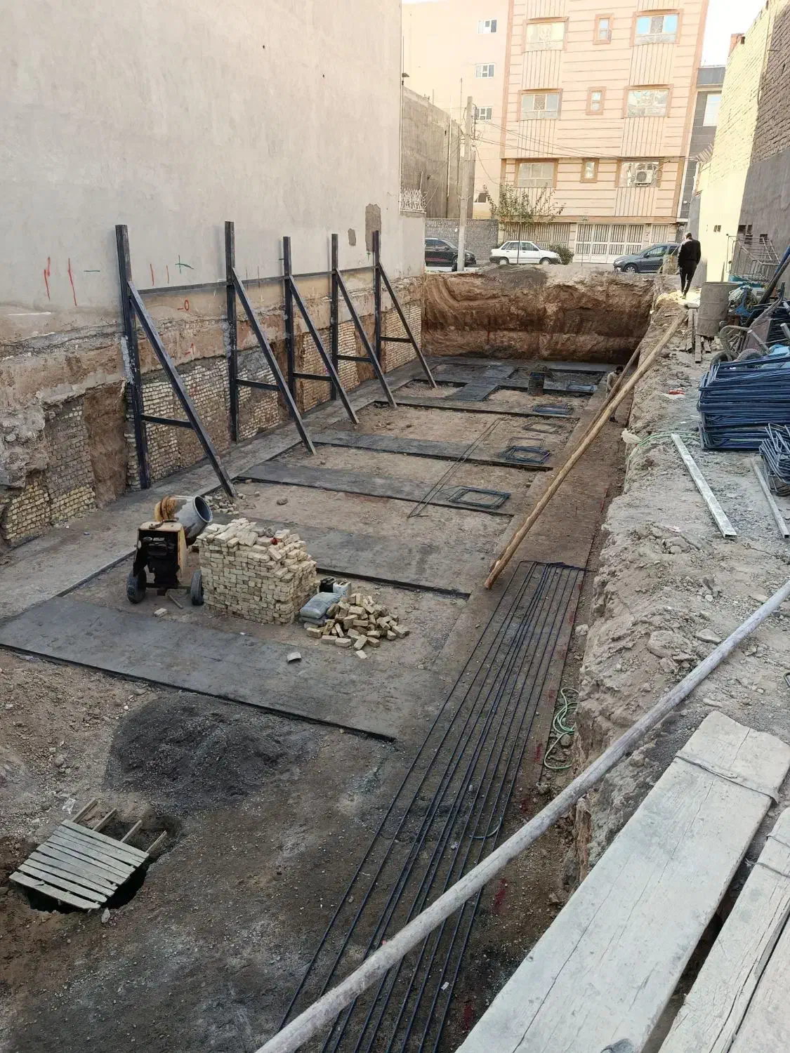 سرمایه گذاری بر فاز یک بلوار فردوسی/دو کله|پیش‌فروش املاک|قم, زنبیل آباد|دیوار