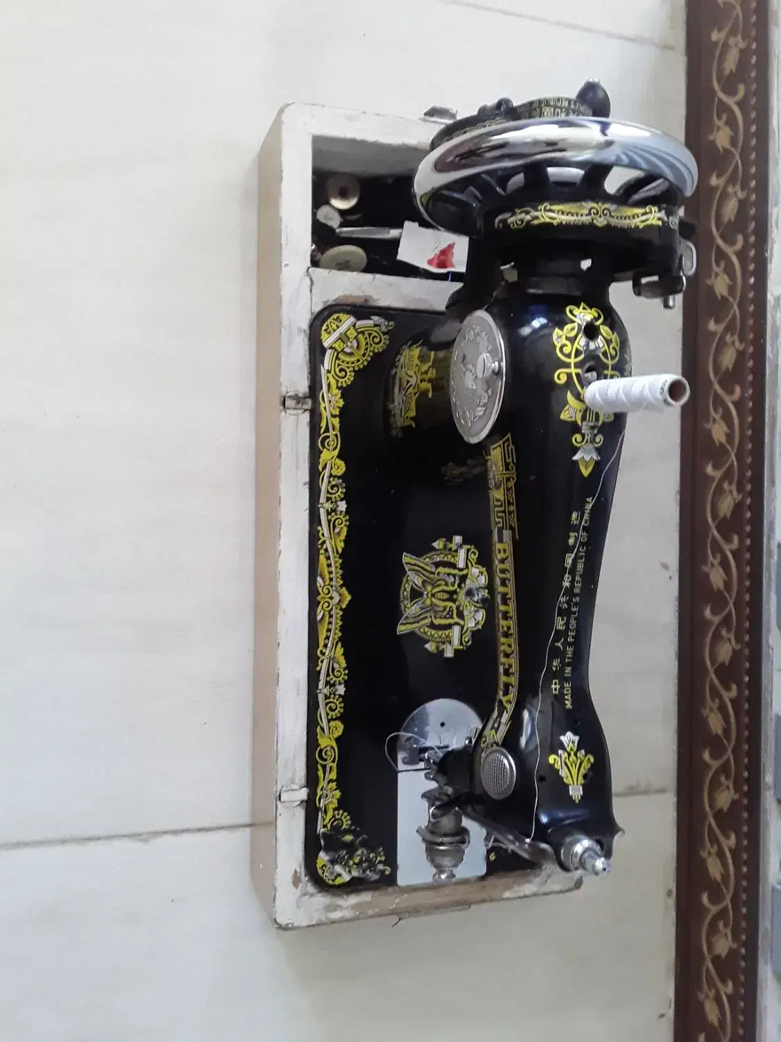 چرخ خیاطی سالم|چرخ خیاطی و ریسندگی|میانه, |دیوار