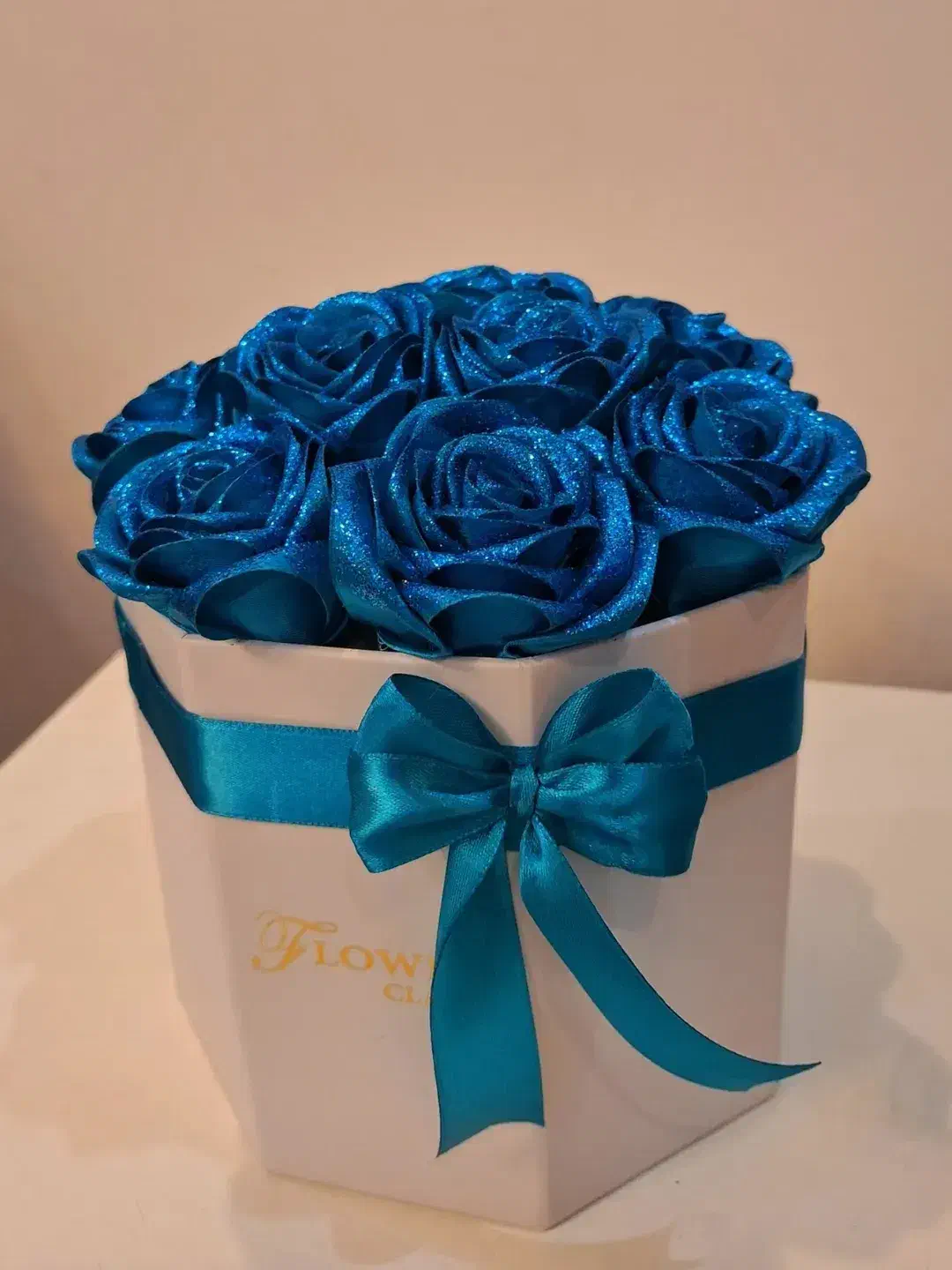 گل هدیه|گل مصنوعی|شوشتر, |دیوار