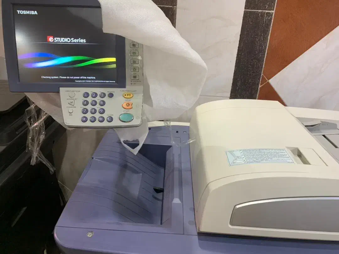 دستگاه کپی رنگی توشیبا 5560|پرینتر، اسکنر، کپی، فکس|تهران, منیریه|دیوار